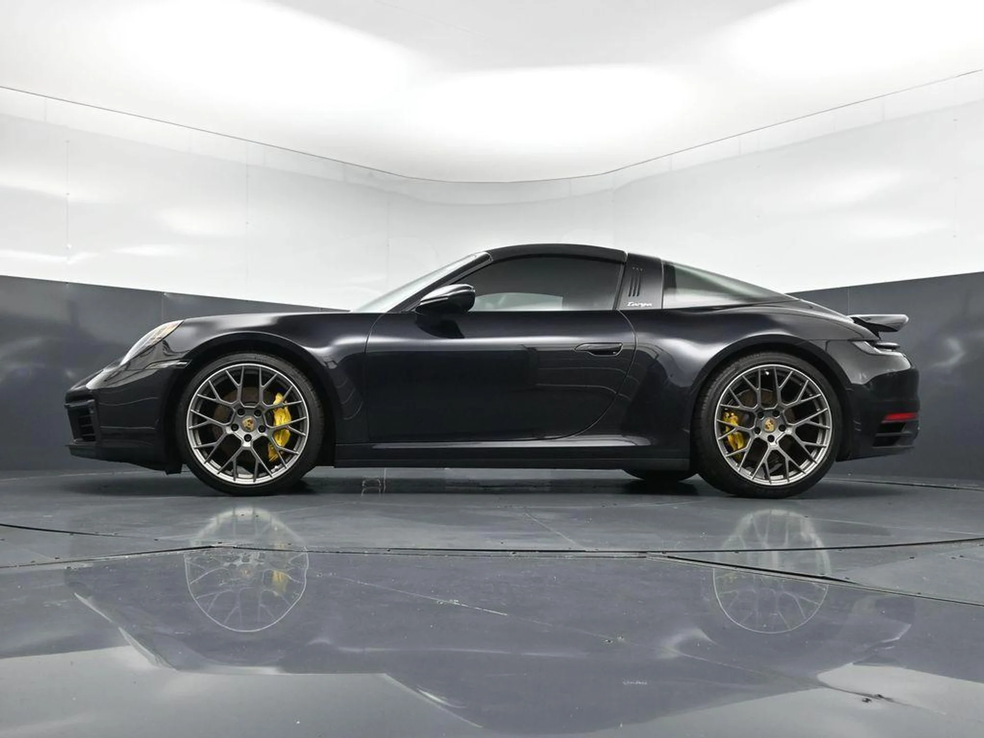 mph020_3369651147_rjn_Q_Agec6t_Dq_Jvogn_P16_XZRL_09g_b34be21c0d