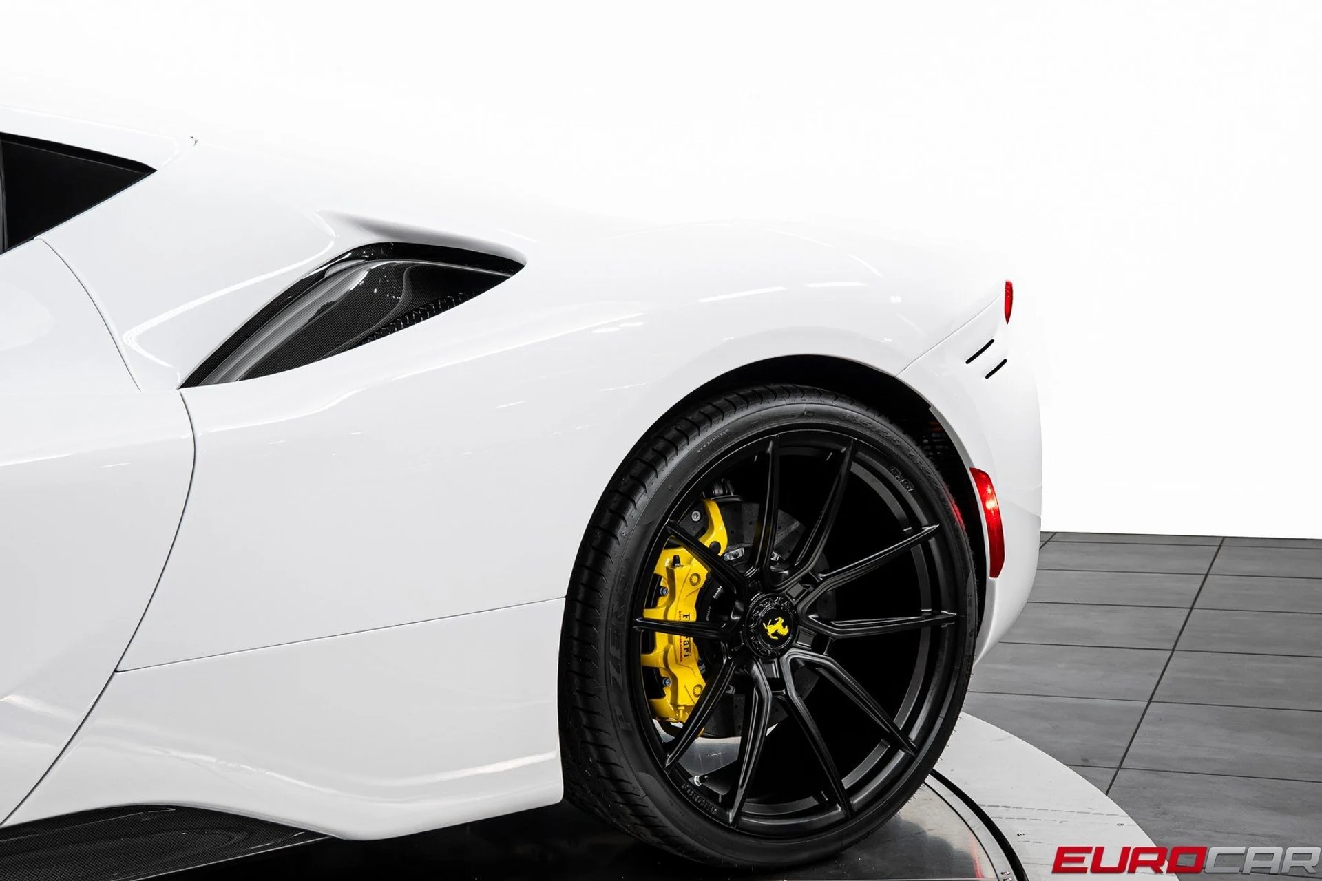 mph020_3370593340_image_21_2717604308