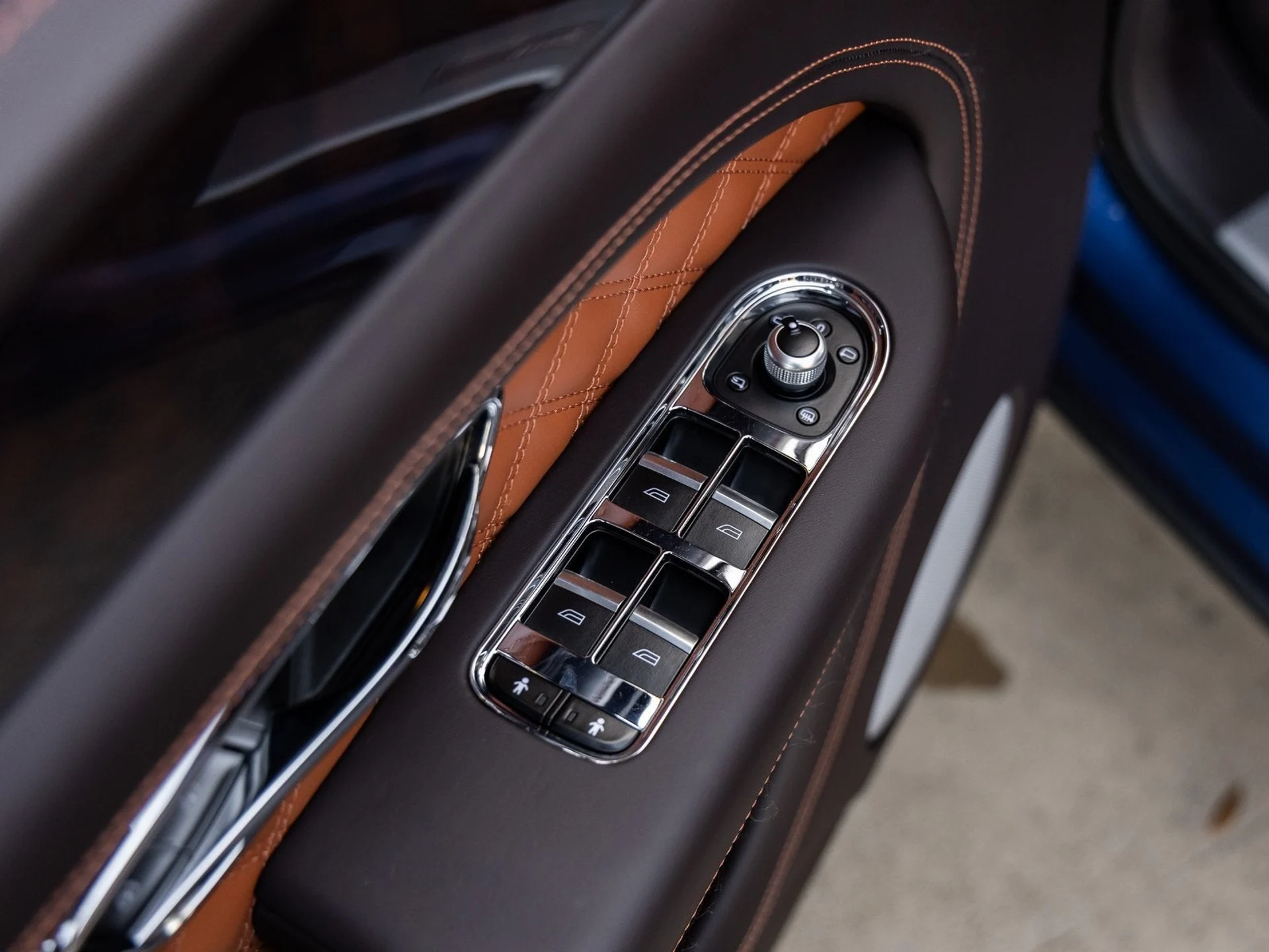 mph020_3370709561_21_9f7730e281