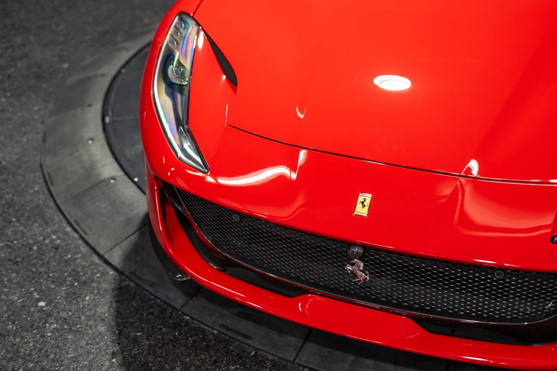 mph020_3382778420_Used_2019_Ferrari_812_Superfast_MASSIVE_485000_MSRP_1783528705_36485c9129