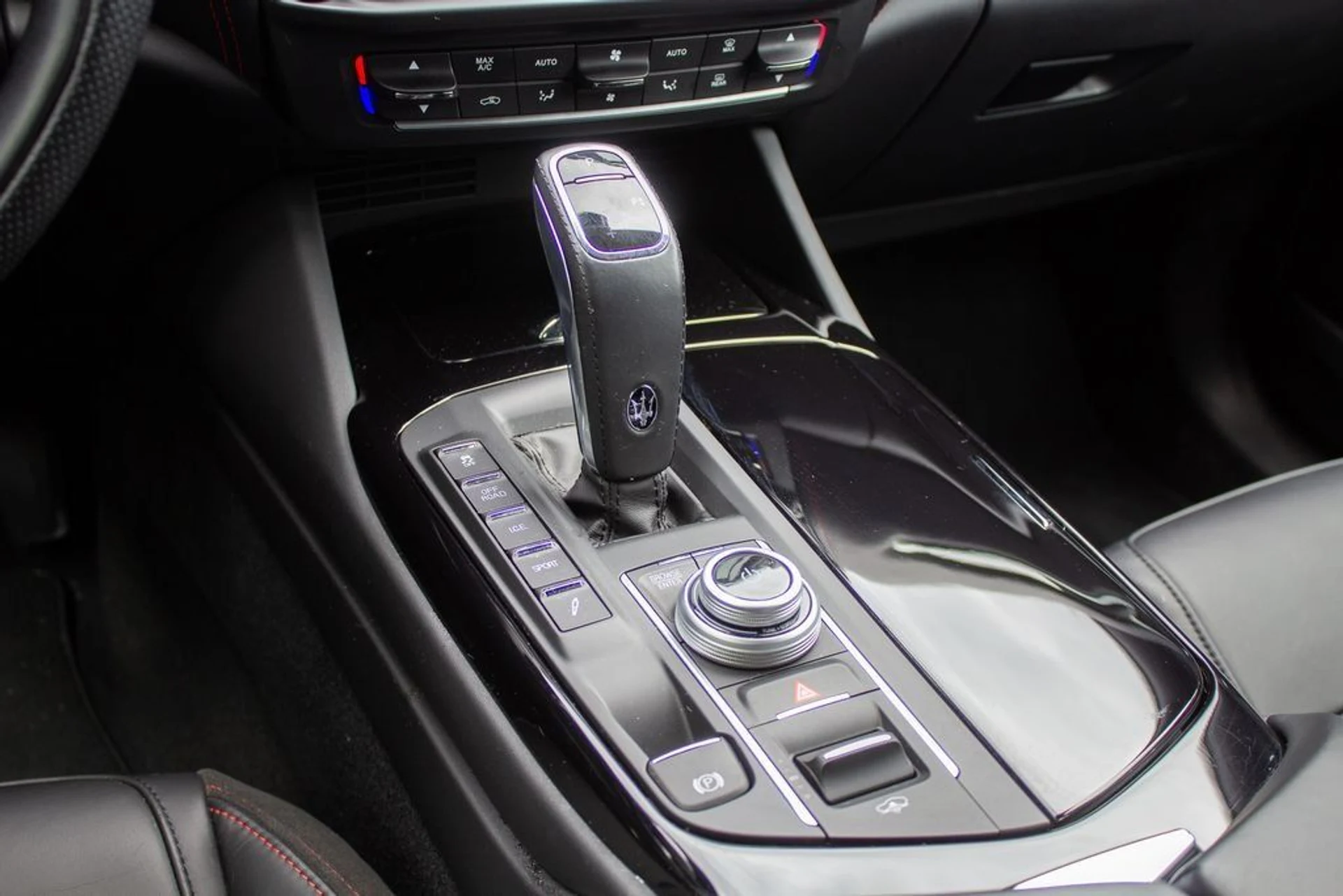 mph020_3384994204_bf3b7fe09a2d19d99a63dd7fcd349991_2169cf7b1a