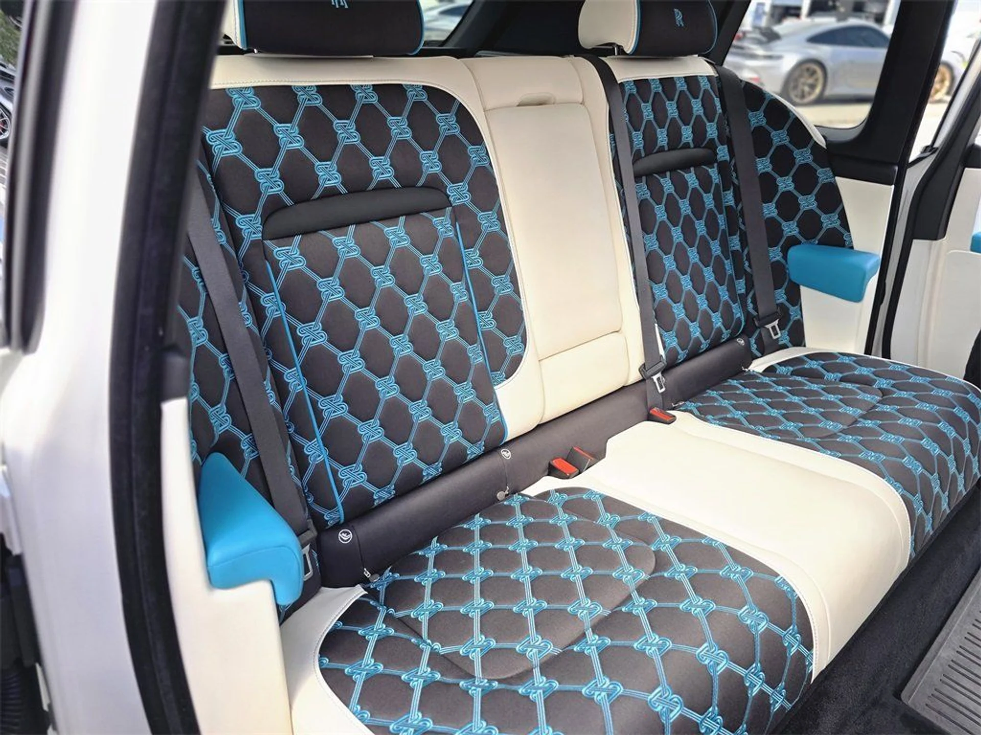 mph020_3385574451_1915ed66c9547387a9ccee491113030f_0de7cff693