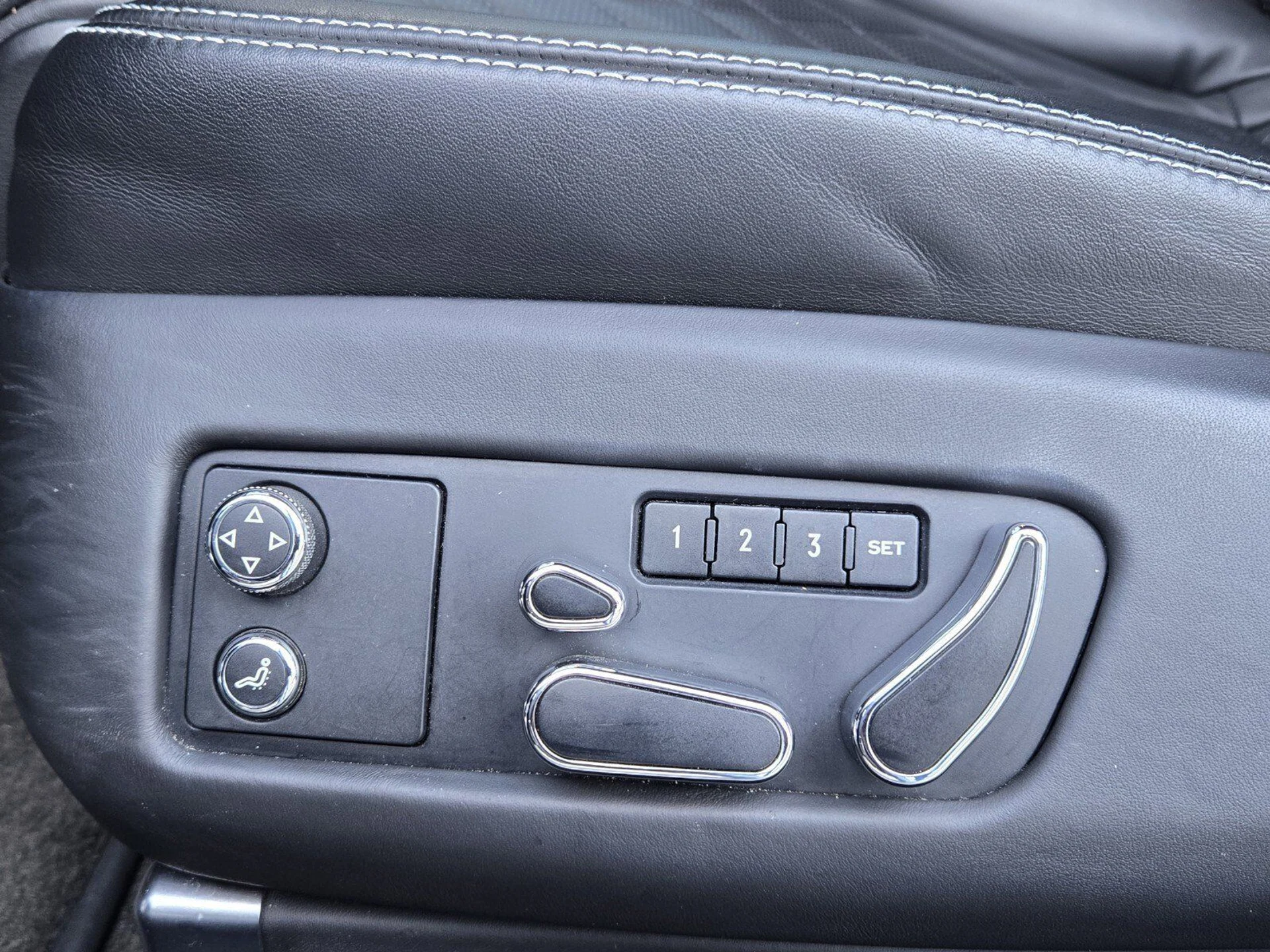 mph020_3385942408_989cf0c33eae4e2397833c7ff015e0b1x_d4412c1679