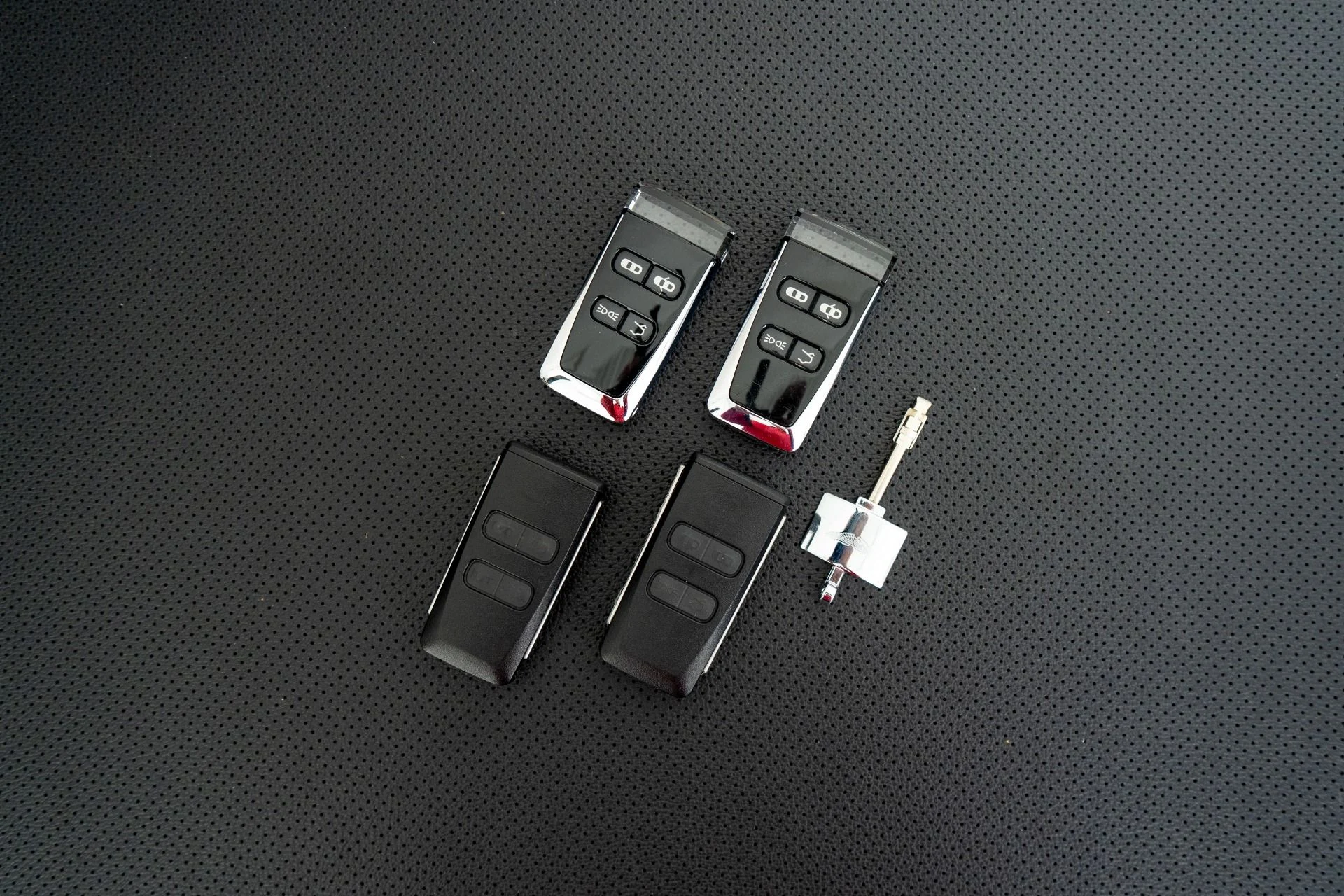 mph020_3389746727_Used_2014_Aston_Martin_DB_9_Volante_Very_Low_Miles_Pearlescent_Paint_V12_Power_1773670824_e9adfecfd2