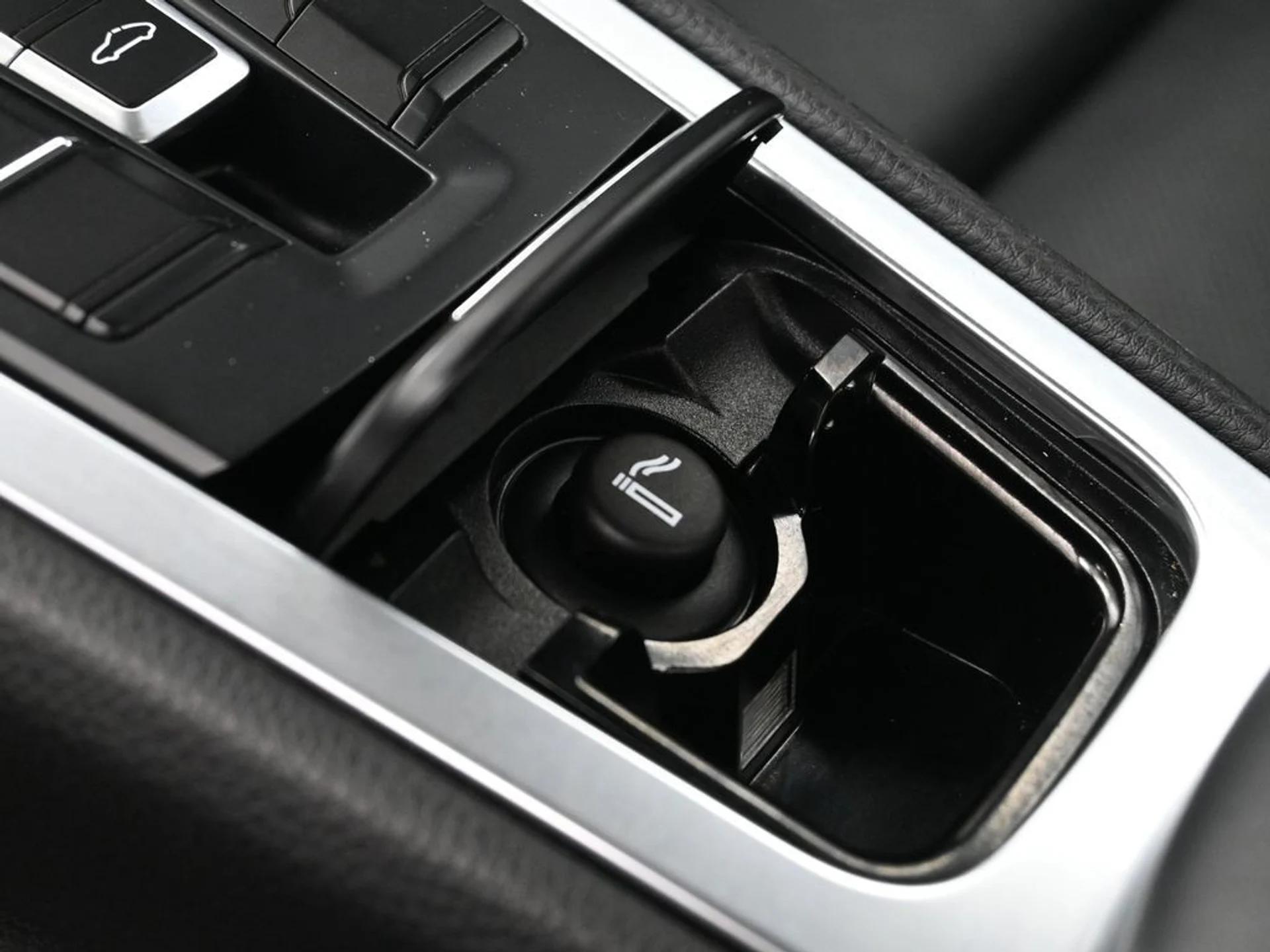 mph020_3392050832_3be29182003ee47376ea44389e1d5966x_0fc54059f8