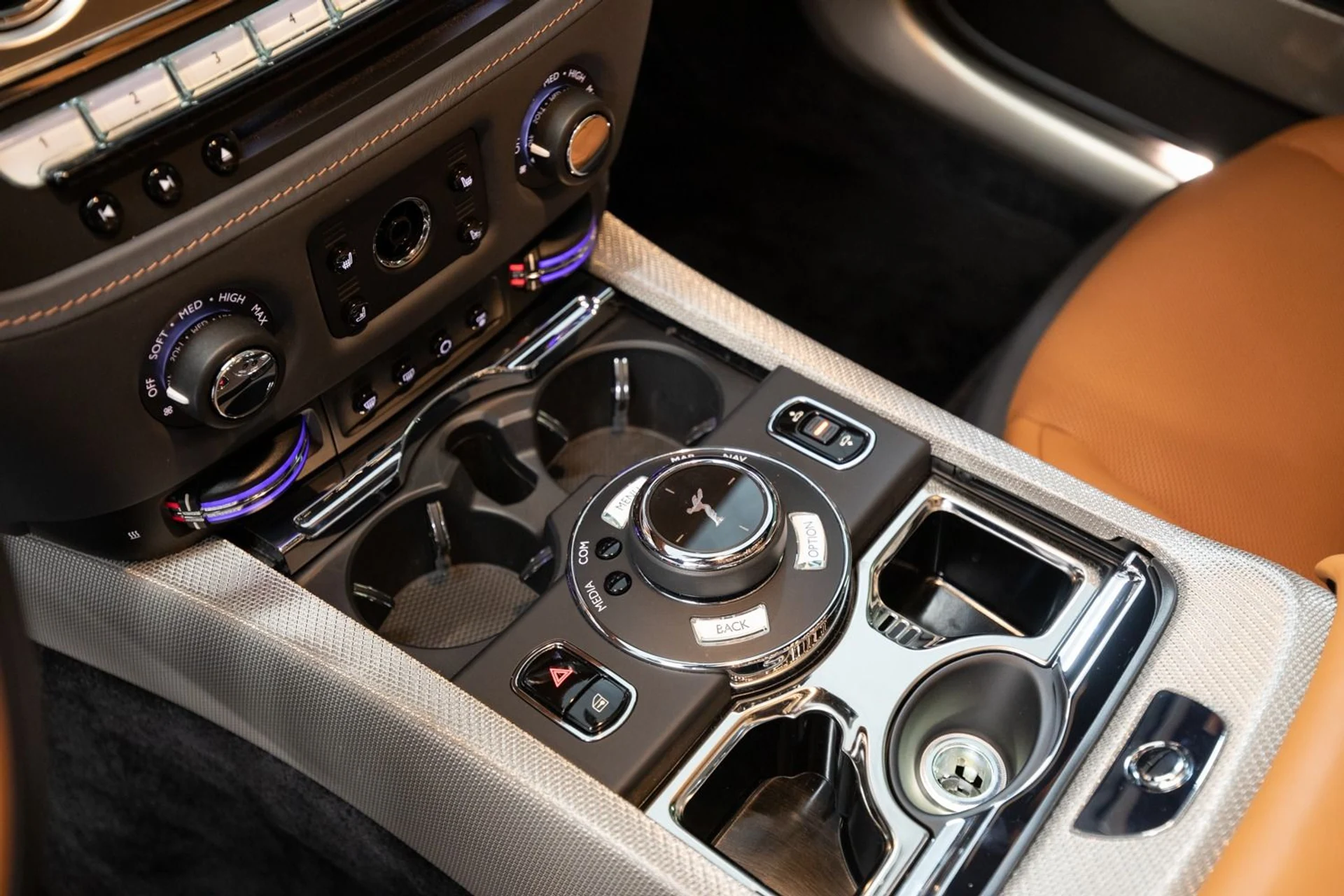 mph020_3394233396_Used_2018_Rolls_Royce_Wraith_Luminary_Collection_1708563018_7d1d063a9c