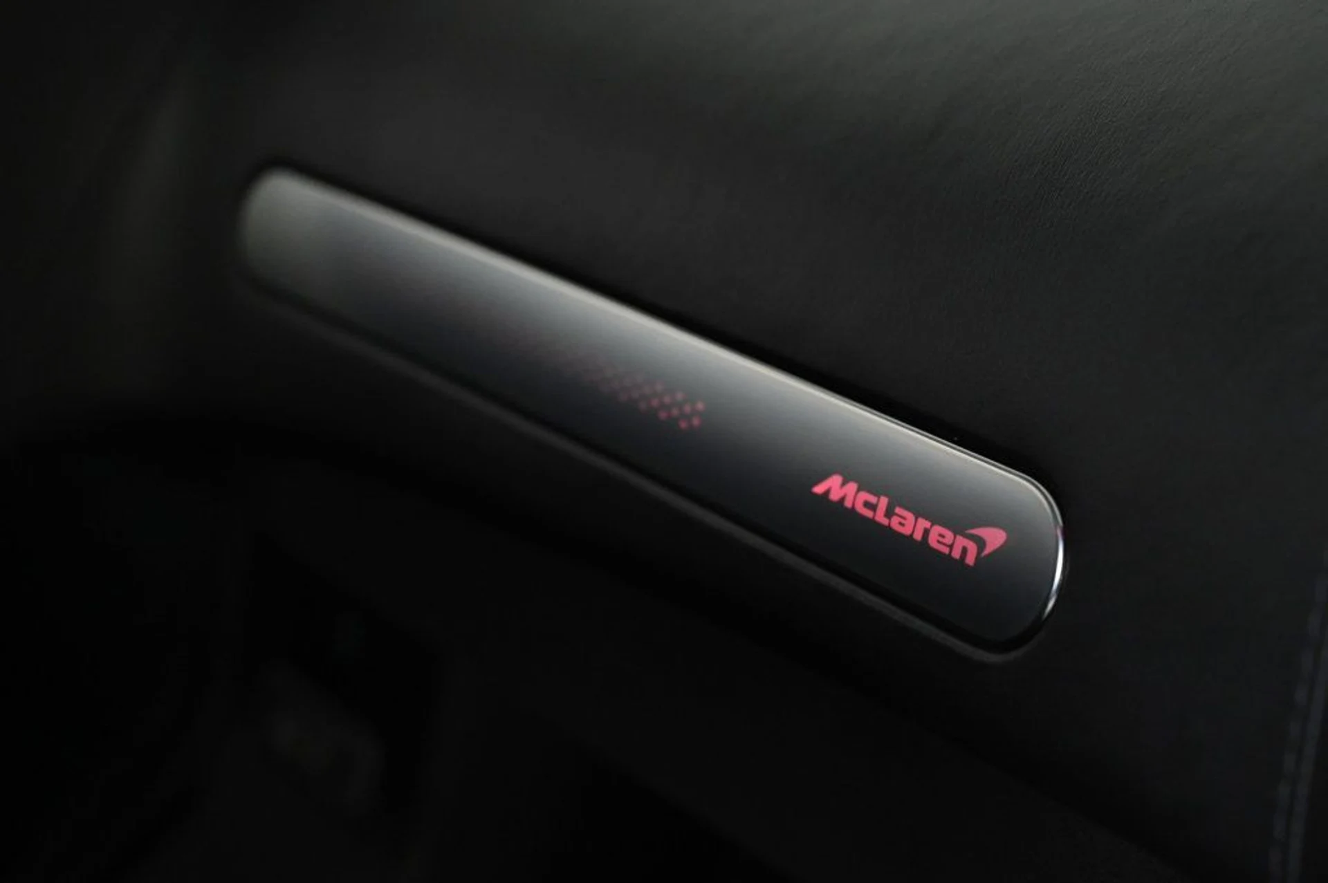 mph020_33948200_used_2023_mclaren_gt_coupe_11350_22964498_20_1024_c709b2dae1