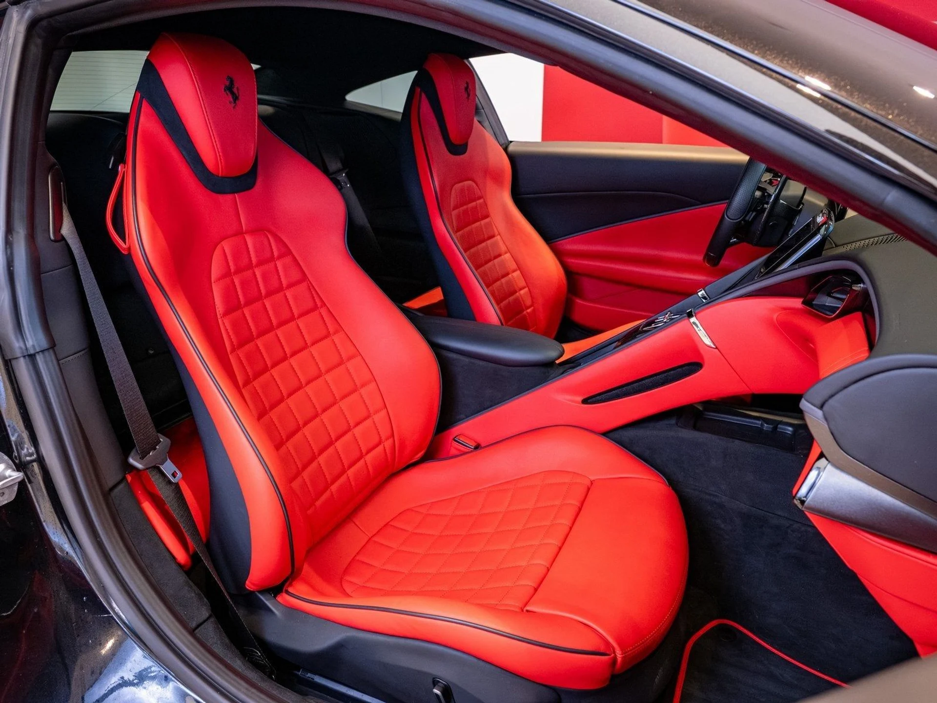 mph020_340241345_21_bda2415dda