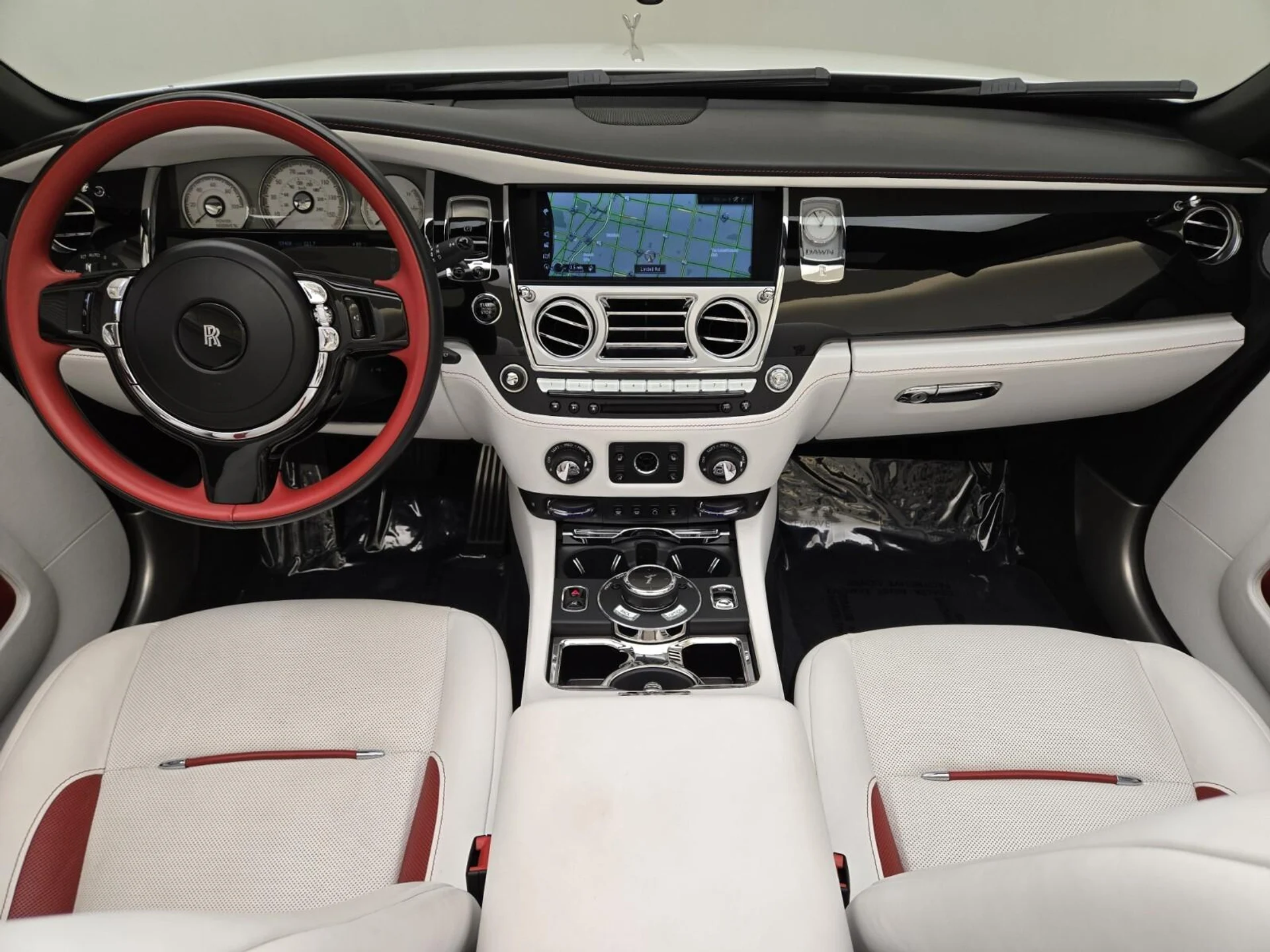 mph020_3405061018_Used_2018_Rolls_Royce_Dawn_1753166198_d0bea56757