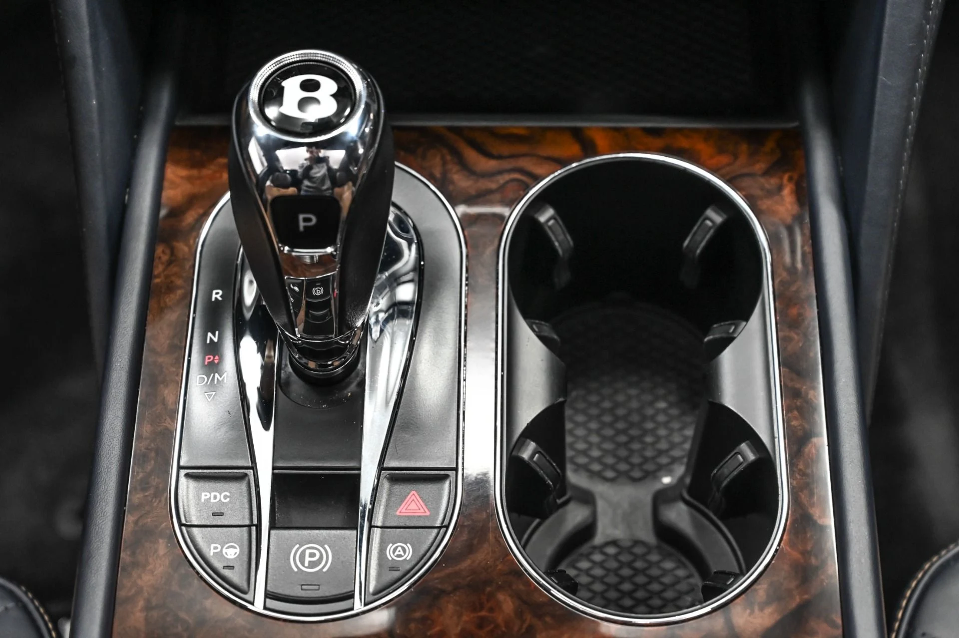 mph020_3409074516_Used_2018_Bentley_Bentayga_W12_1758835166_7a60b9637f