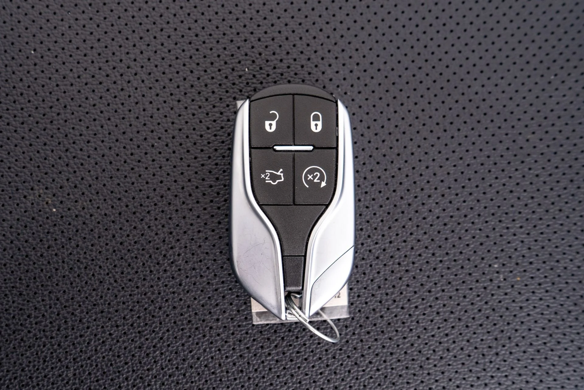mph020_3409357727_Used_2022_Maserati_Levante_GT_1756225683_2672725238