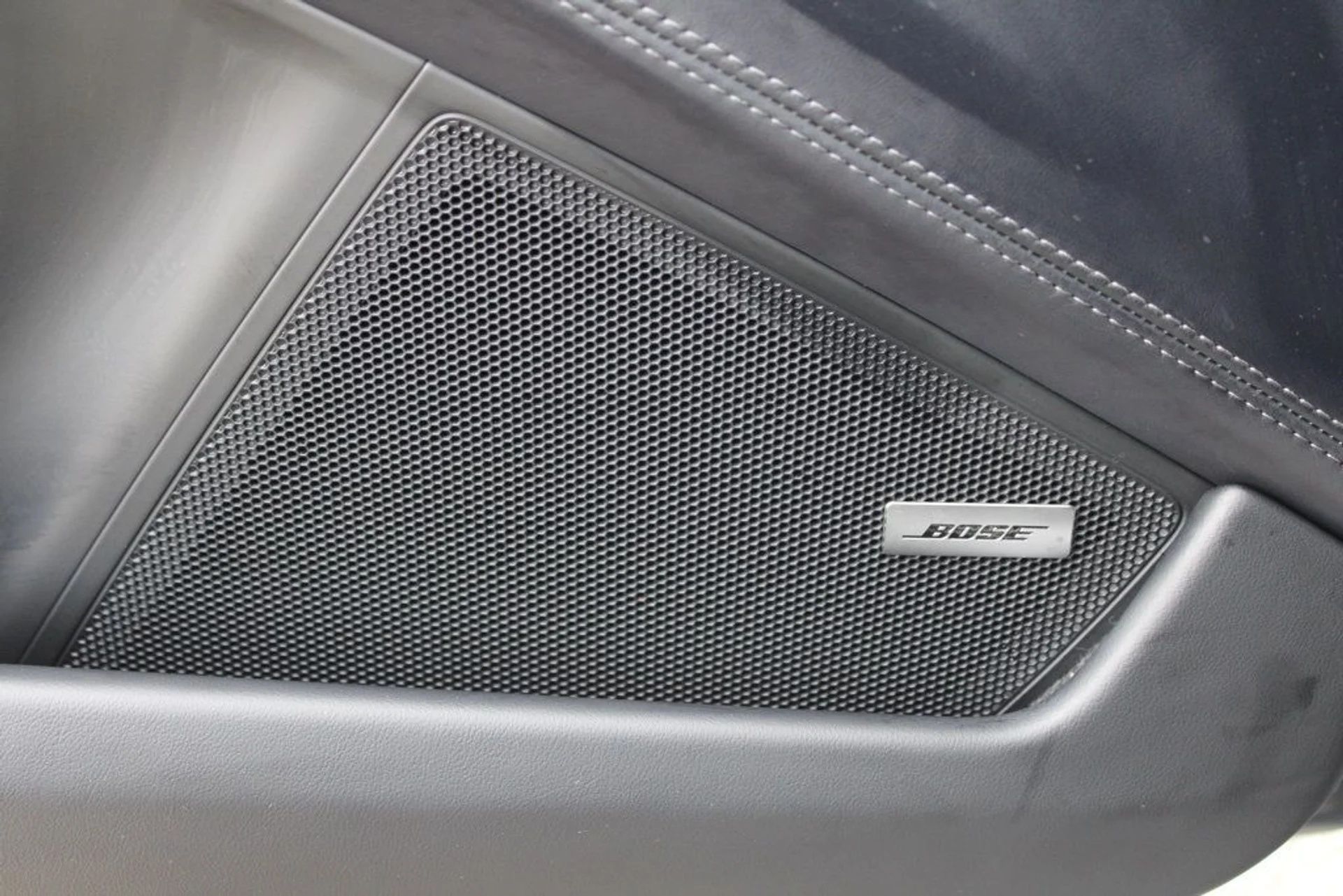 mph020_3418180681_4eb2f157e50d3fbce2e7b9ca0a48ad6d_e9cd8eb716