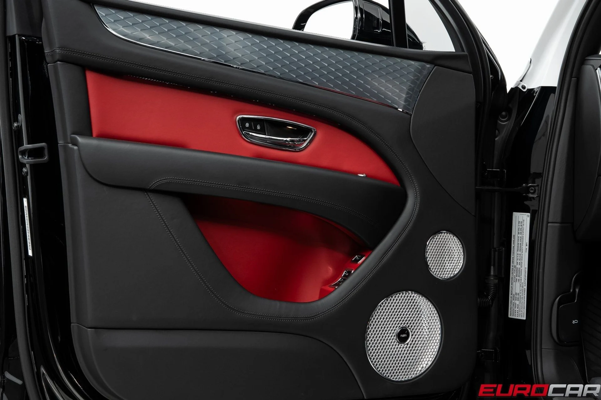 mph020_3428203784_image_21_5b613f2bf2