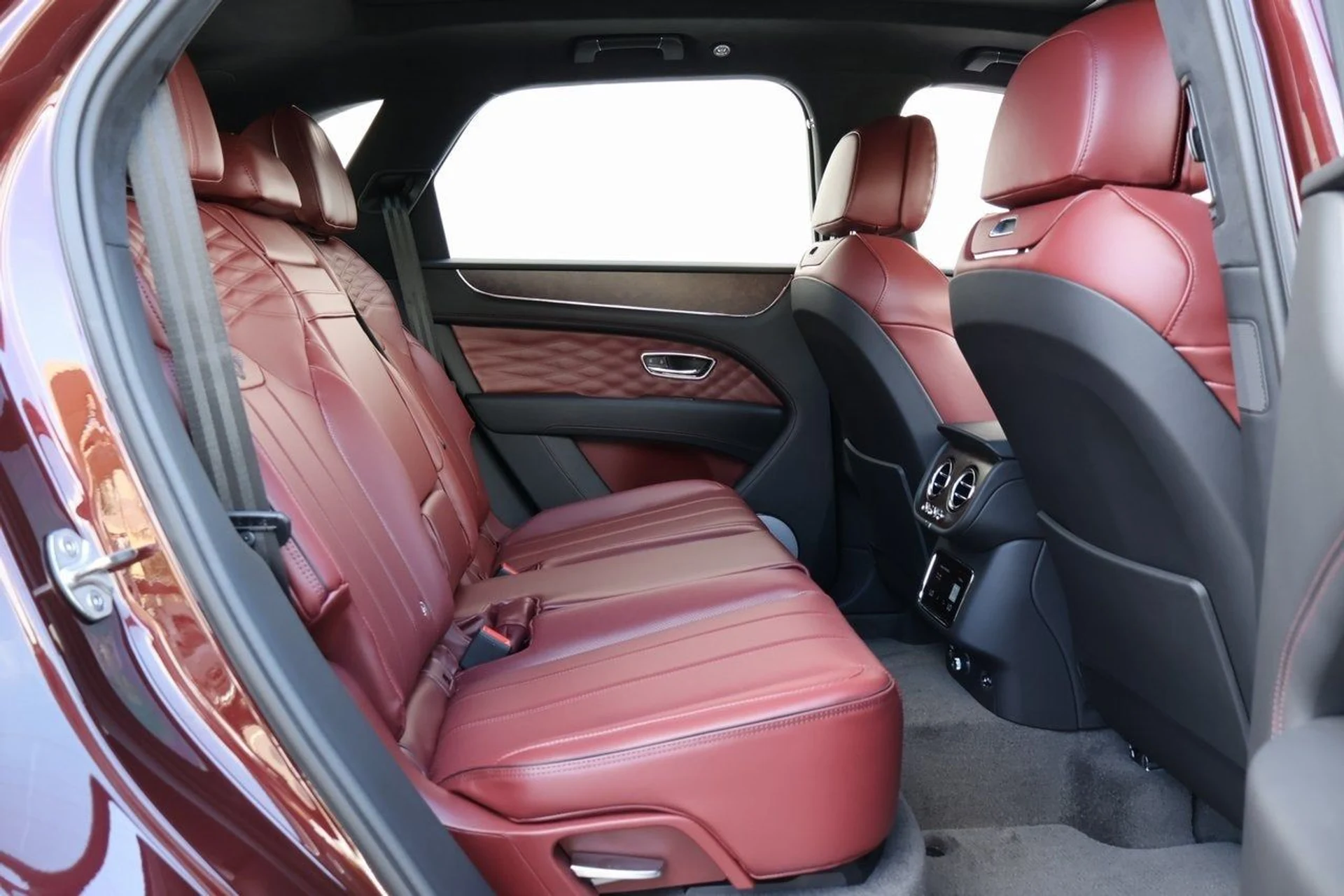 mph020_3429001179_21_5cd5d842e6