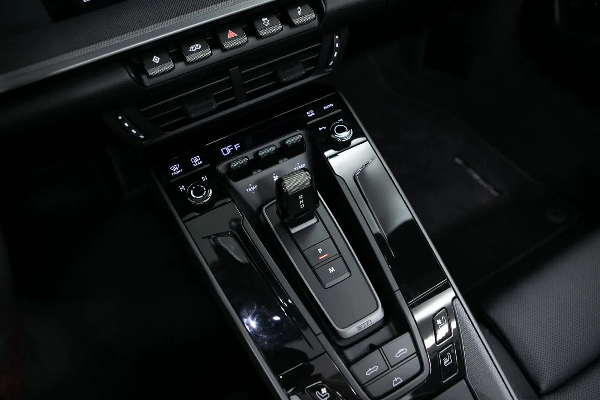 mph020_3436159821_726deec75a34615bb21875579ad5e23ex_8a31bd9f1f