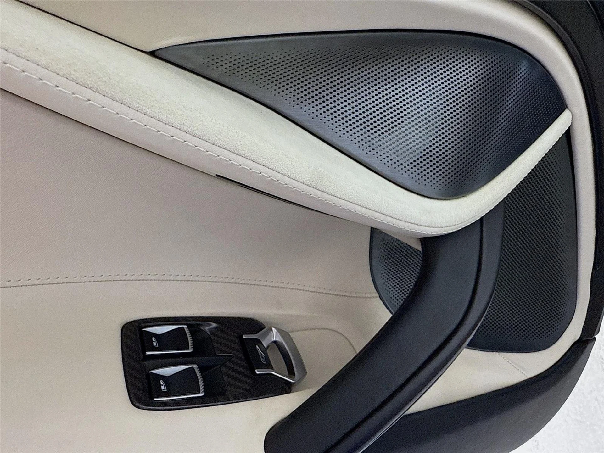 mph020_3438442383_b9e92518c773e84840ec3dac8ceecb40_c24ce77dea