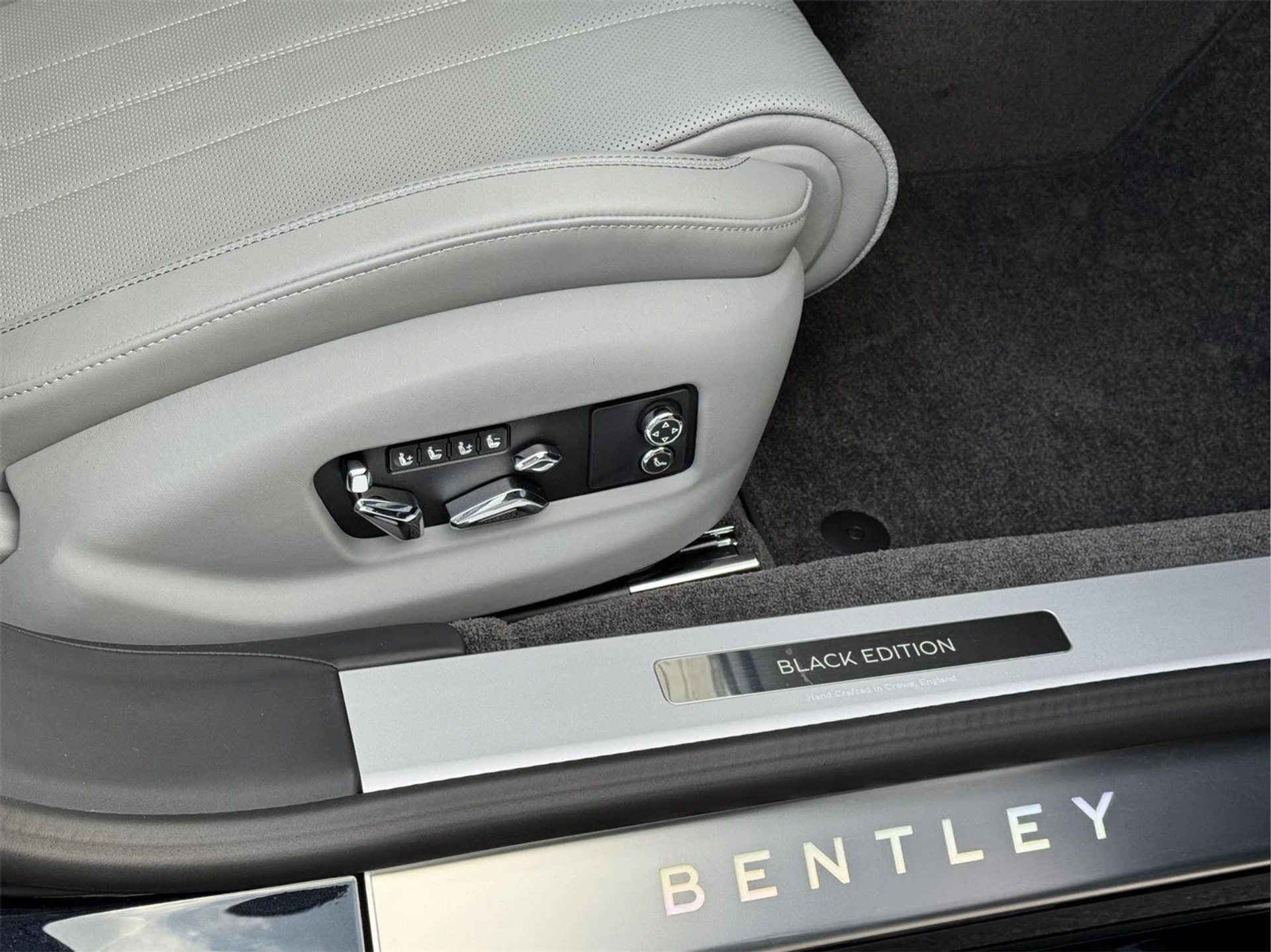 mph020_3450716954_d6f1fb41927fcbe69fc784d6303fc9c8_70c4c18ed0