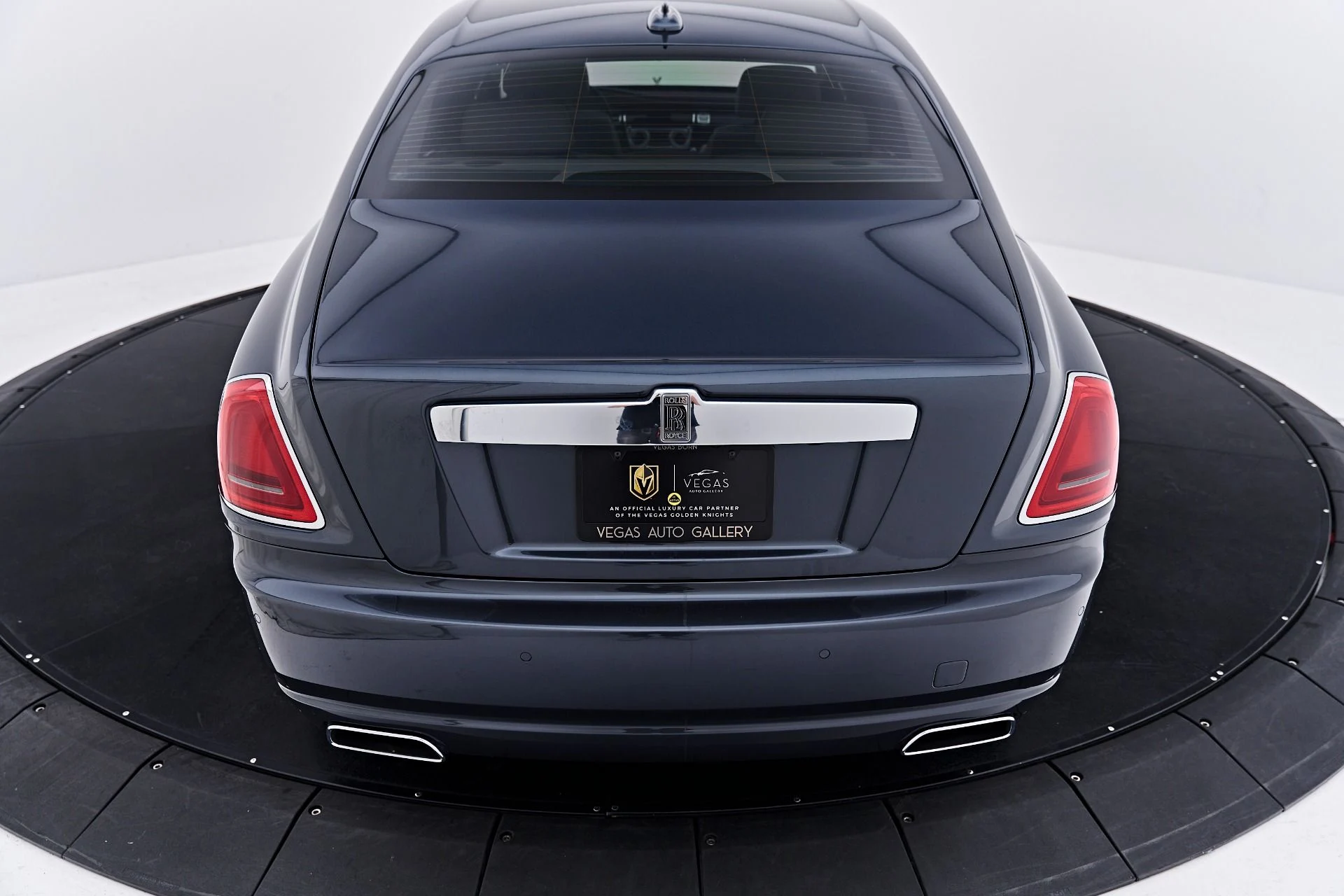 mph020_3451043006_Used_2016_Rolls_Royce_Ghost_Base_1791332963_887d9d5272