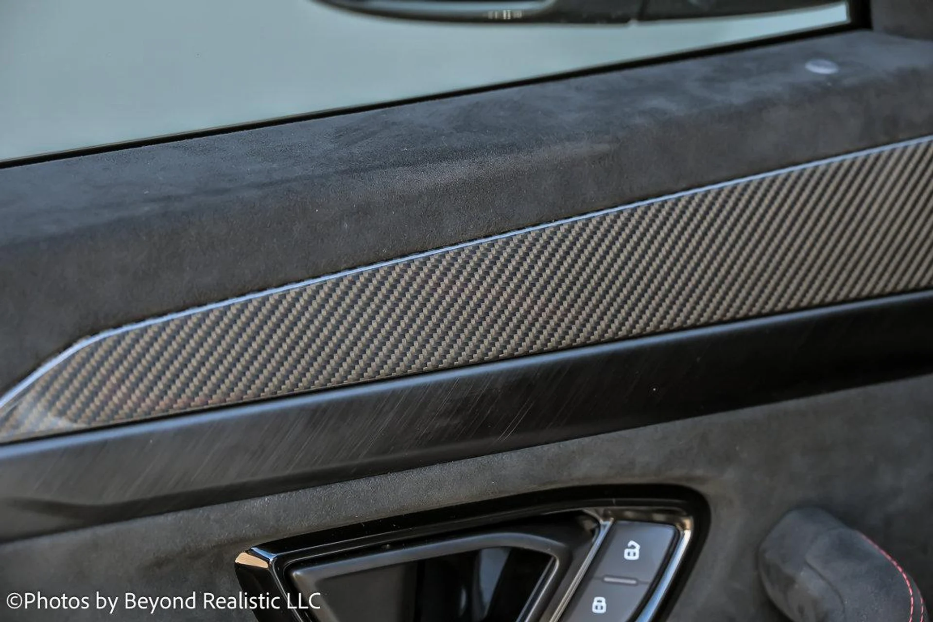 mph020_3453695438_Used_2024_Lamborghini_Urus_Performante_1760775524_9d9acaf3a9