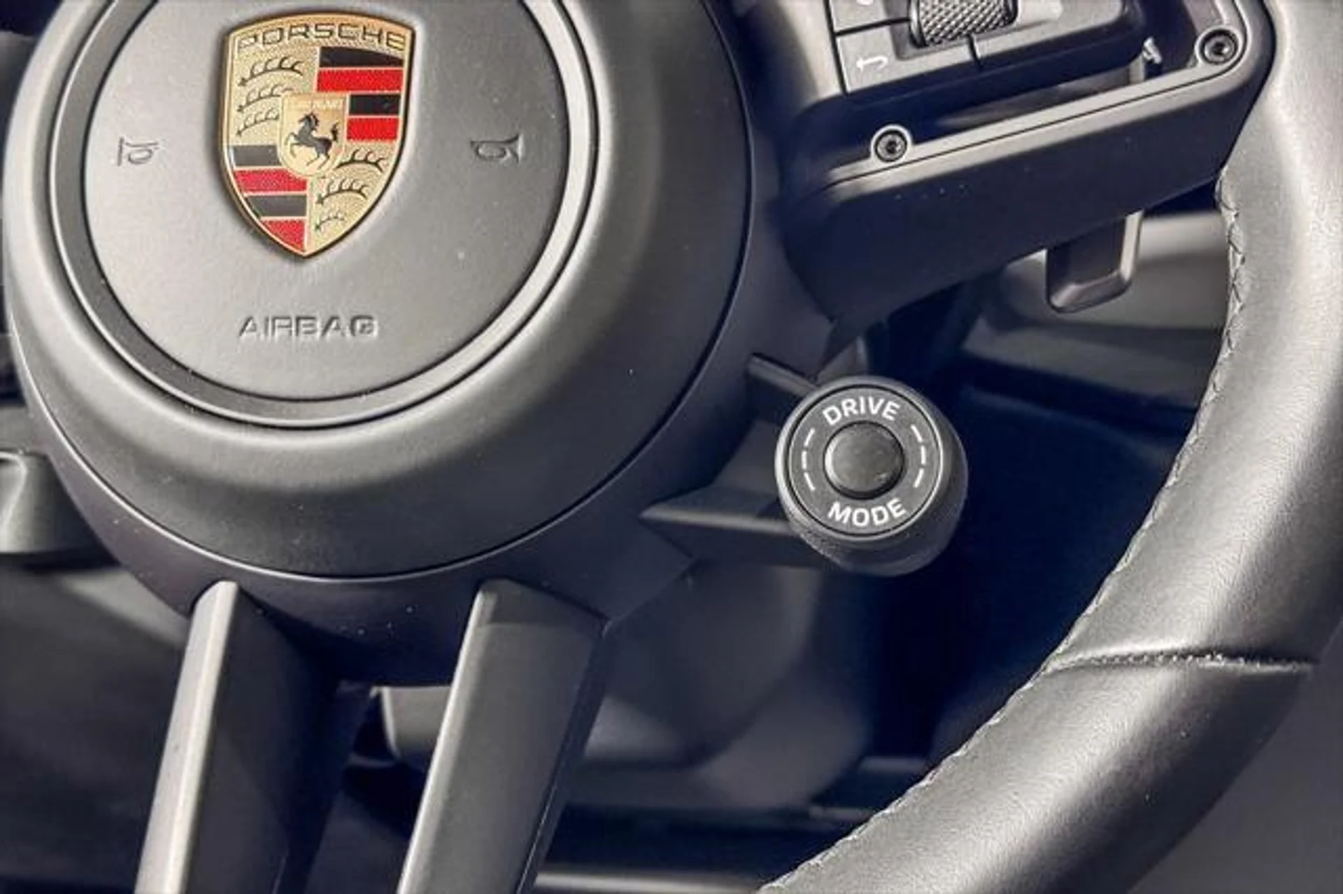 mph020_3454250973_Up_H_Mq27_O_Mr_k3r_Q6_MYWC_Zen_Rqa_A_d18ad9e58f