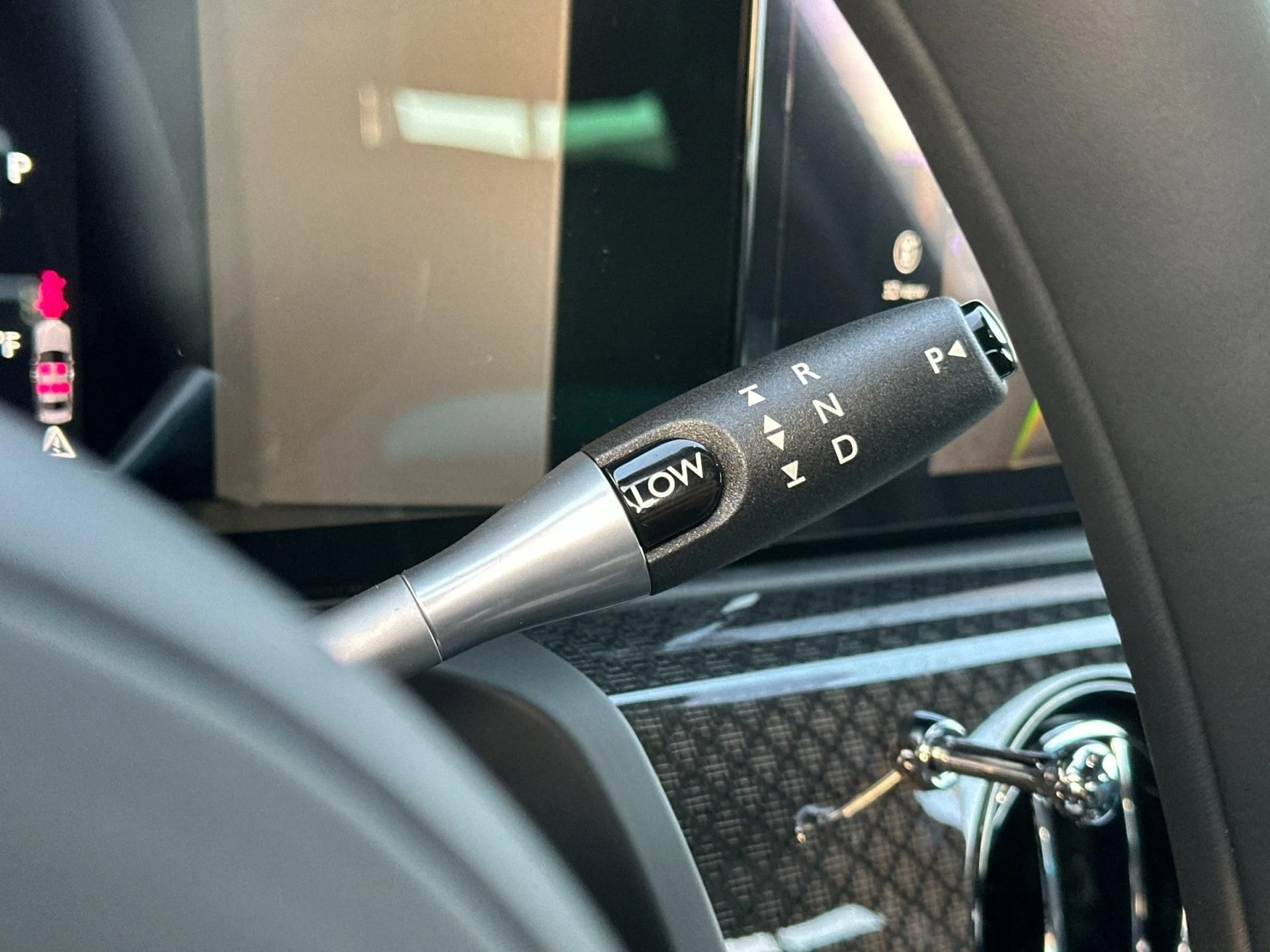 mph020_3460314320_New_2026_Rolls_Royce_Black_Badge_Ghost_1764949823_3d190310ac