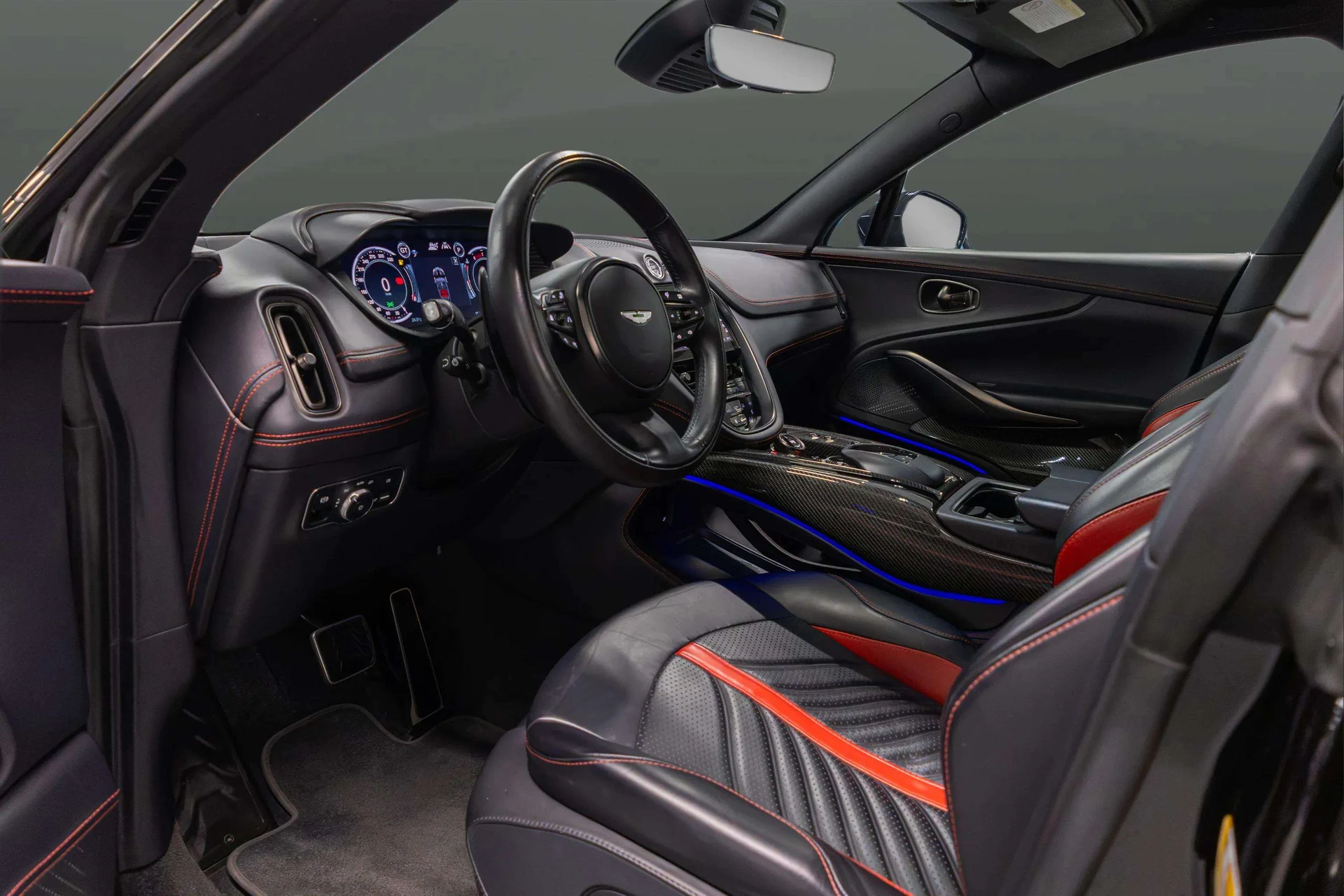 mph020_3461590962_a04cb900_c040_4ee1_a5c6_c695df2f4937_202320_Aston20_Martin20_DBX_207072028_SD_7_VUJBW_9_PTV_0613129_21_3ae8e2eff6