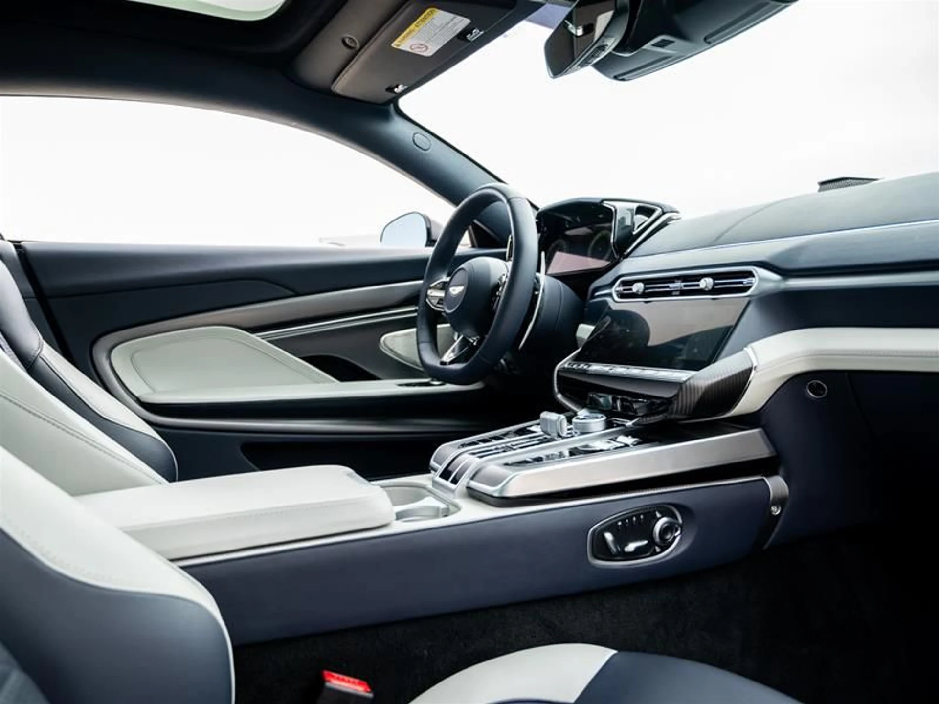 mph020_3468054641_fkvop5pa_8d440041be