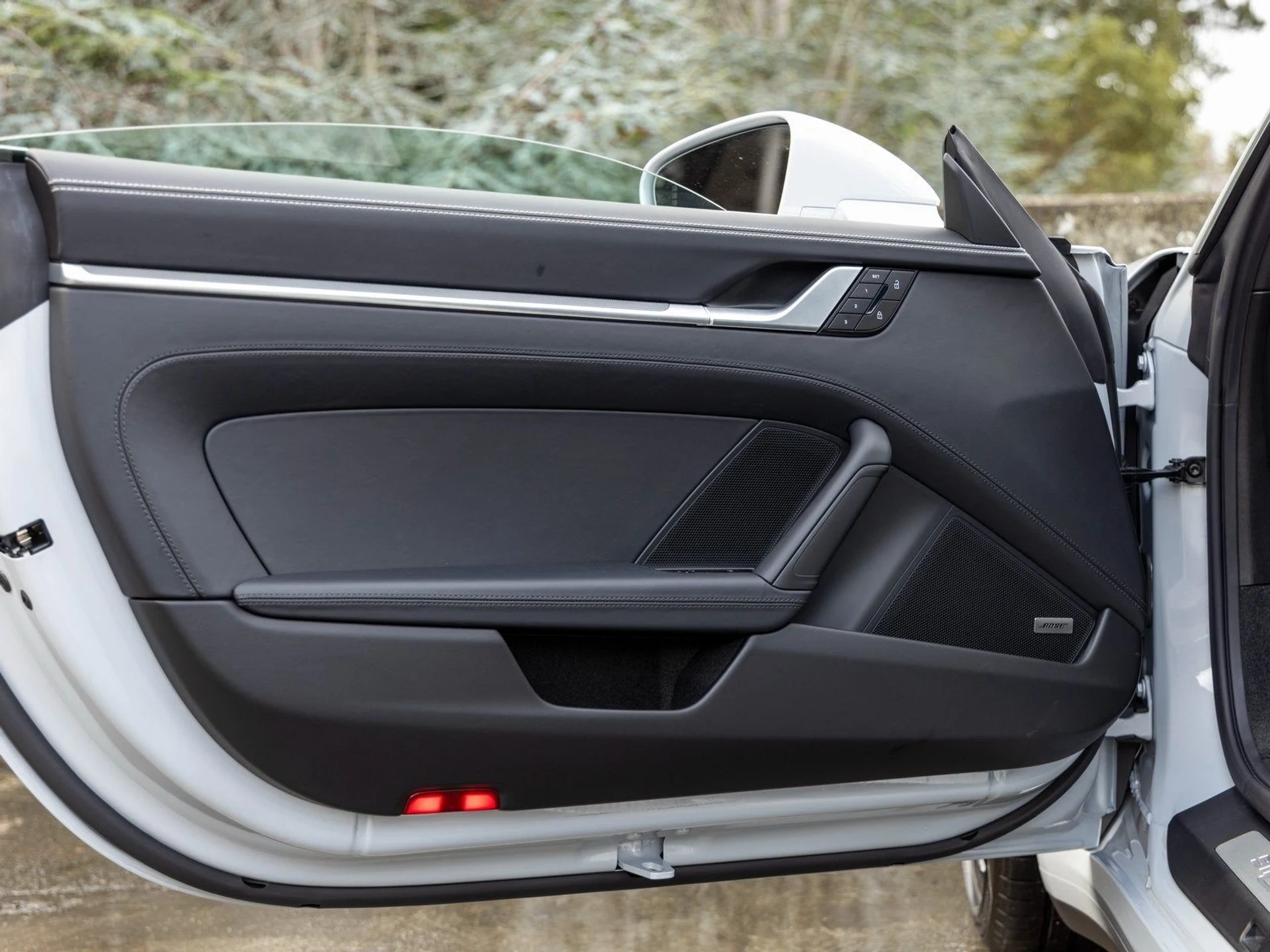 mph020_3470659761_21_b700670be5