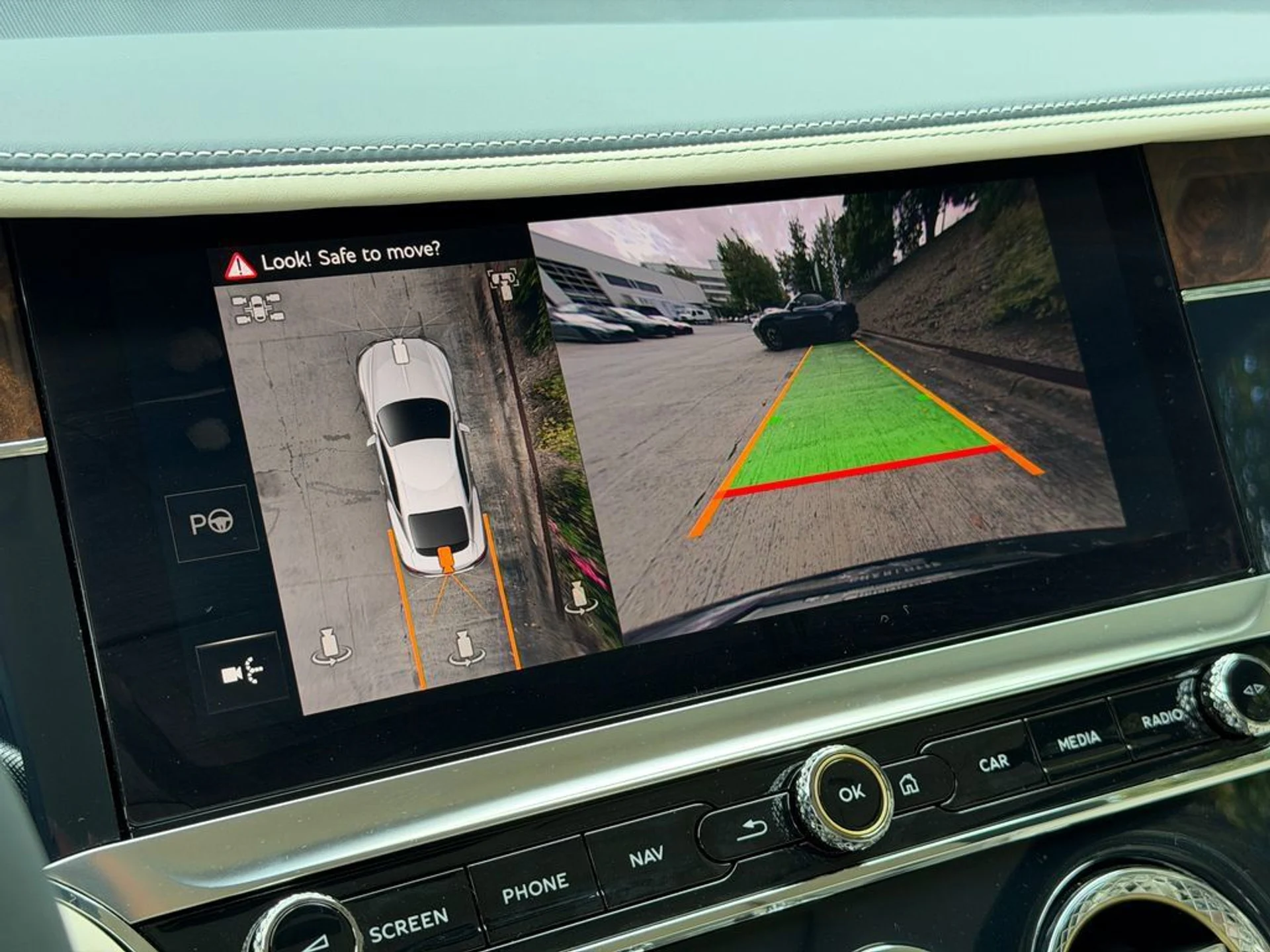 mph020_347277700_9d3daef3d8f24258974f930ad583afe6_c91f79e2a9