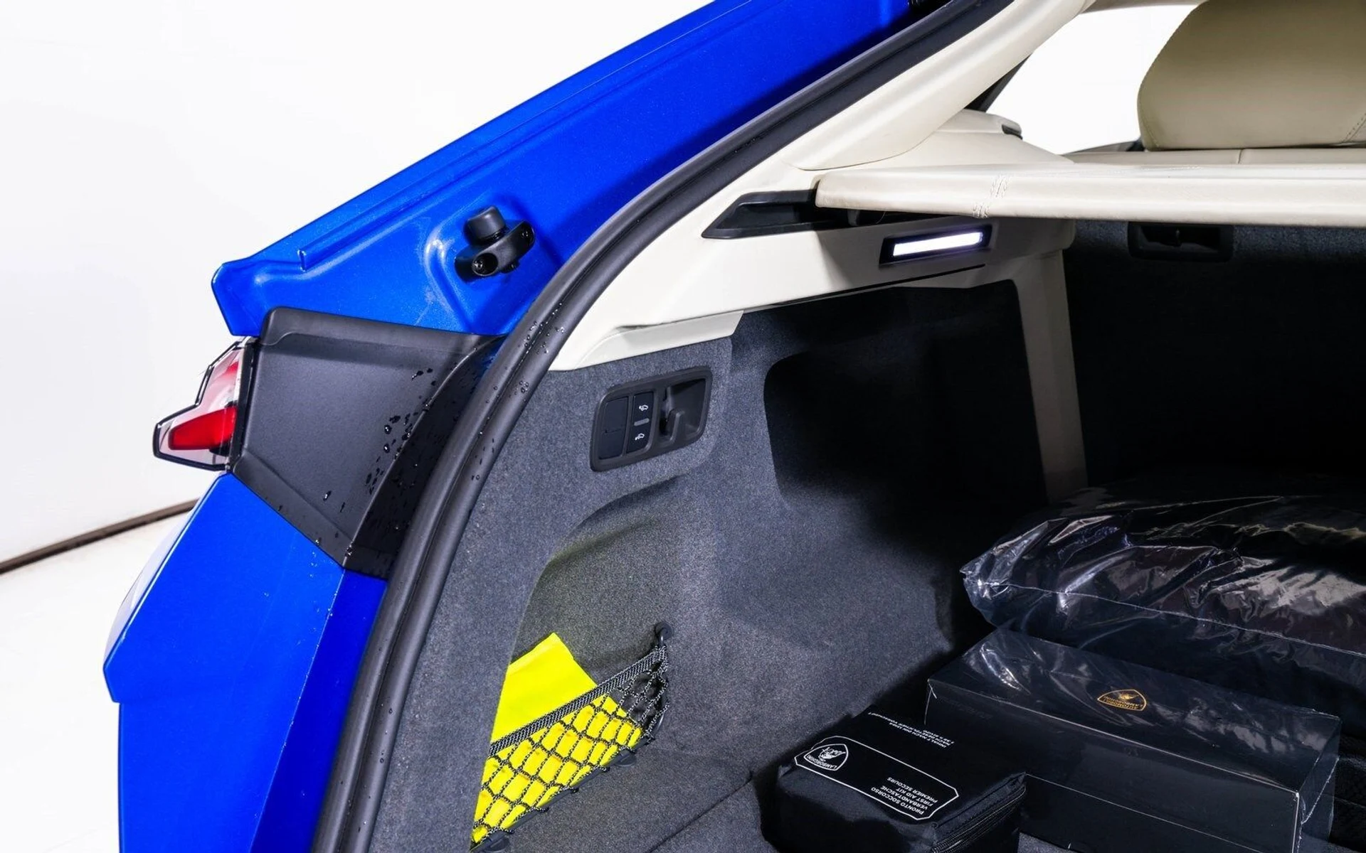 mph020_3473326343_6f92407bf707c77b4fb0c8338e42edd0x_3547ca7e22