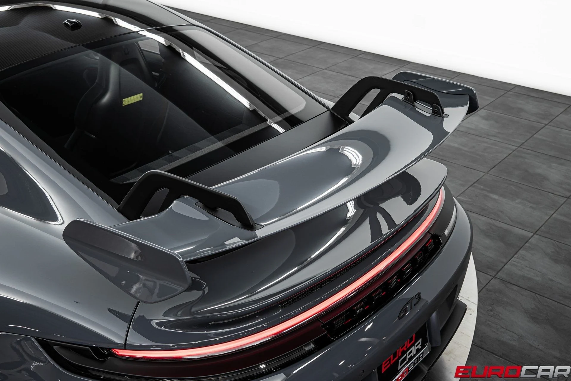 mph020_3476565770_image_21_5f8e796267