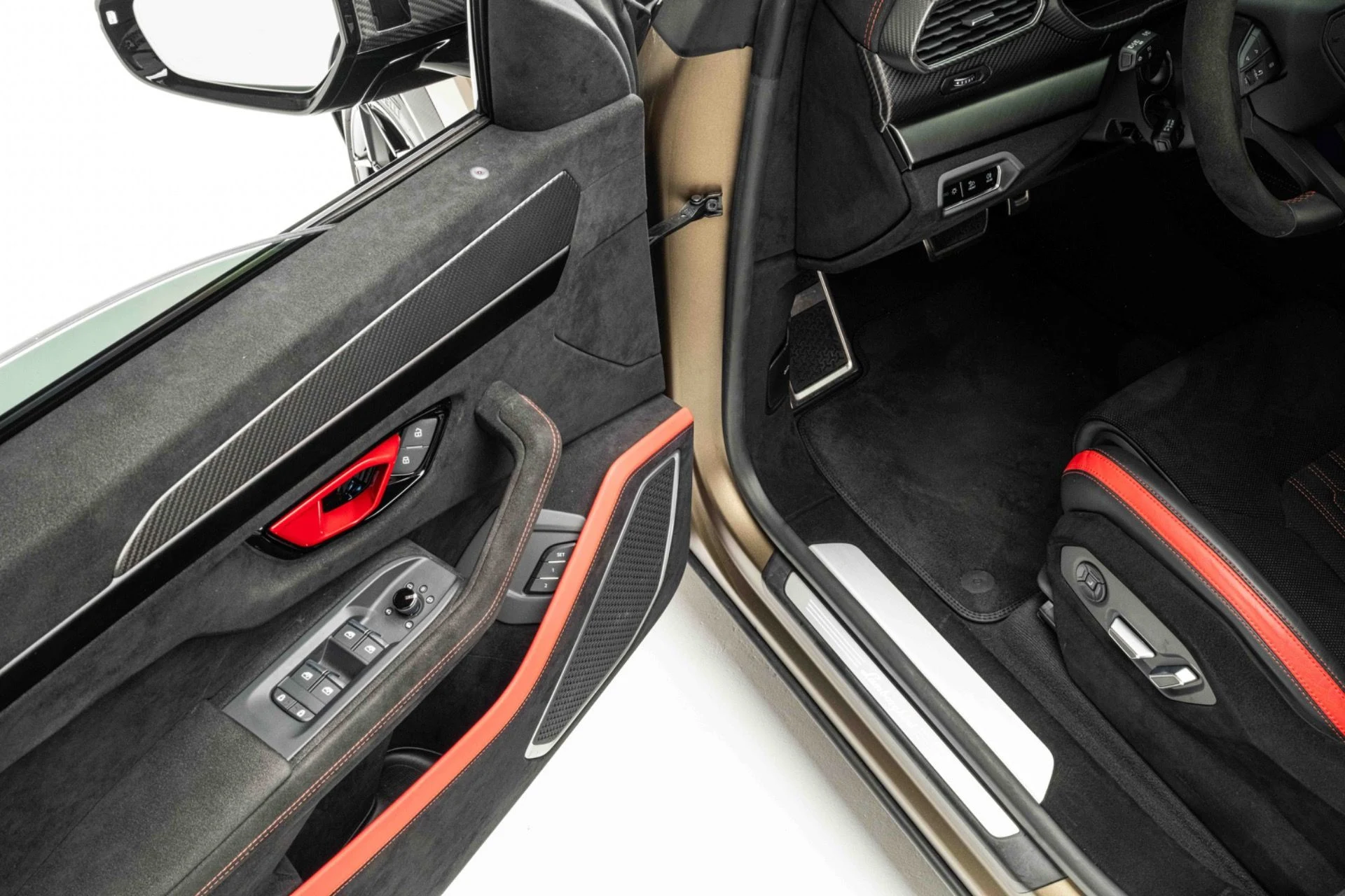 mph020_3480448656_Used_2024_Lamborghini_Urus_Performante_1774028765_07bc0809b9