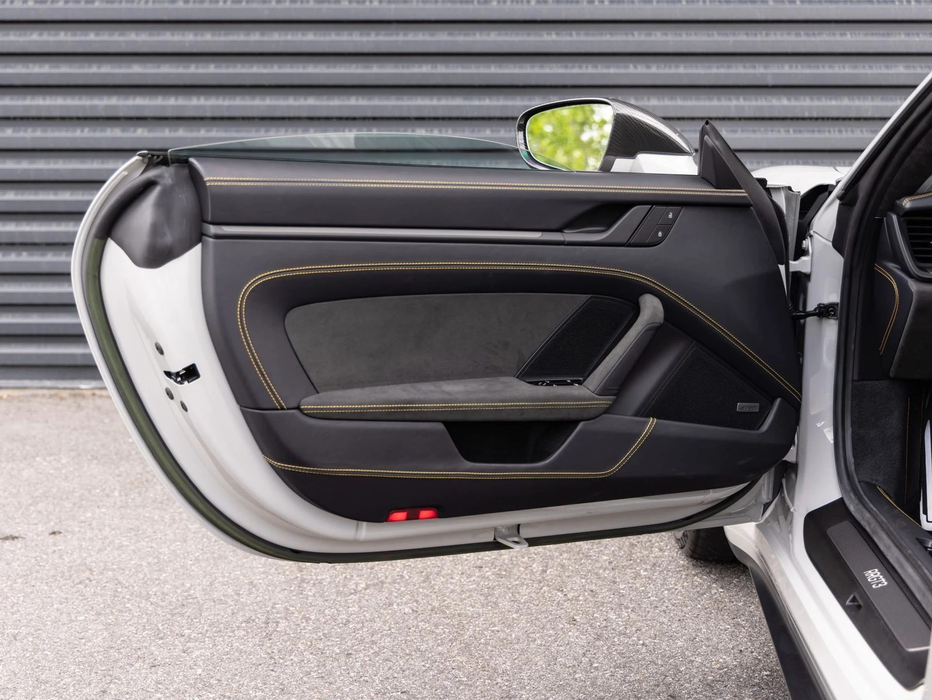 mph020_3481394052_21_27c5eec2ba