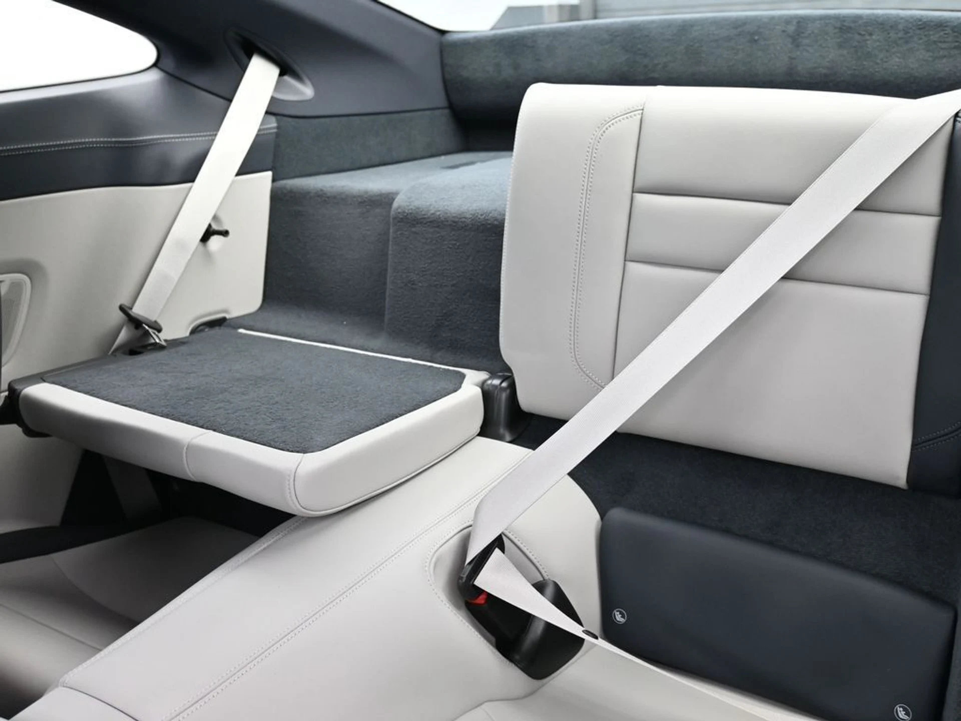 mph020_34824990_33e05abc087524e0a000ab8024ea8d9e_7b1c6802e4