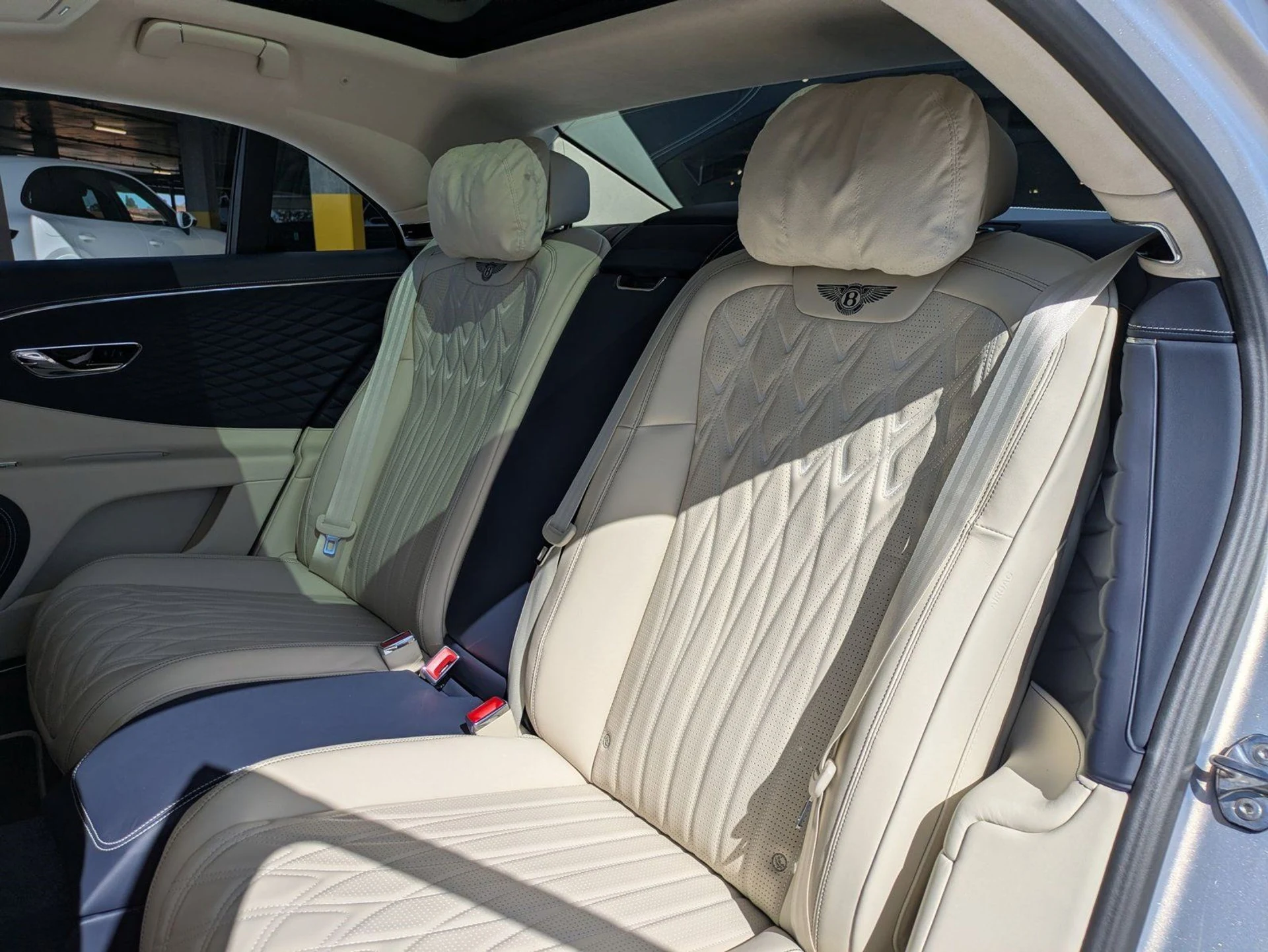 mph020_3482905810_e4a762bc2a72aadaaaf745949cf88bd0x_f585741260