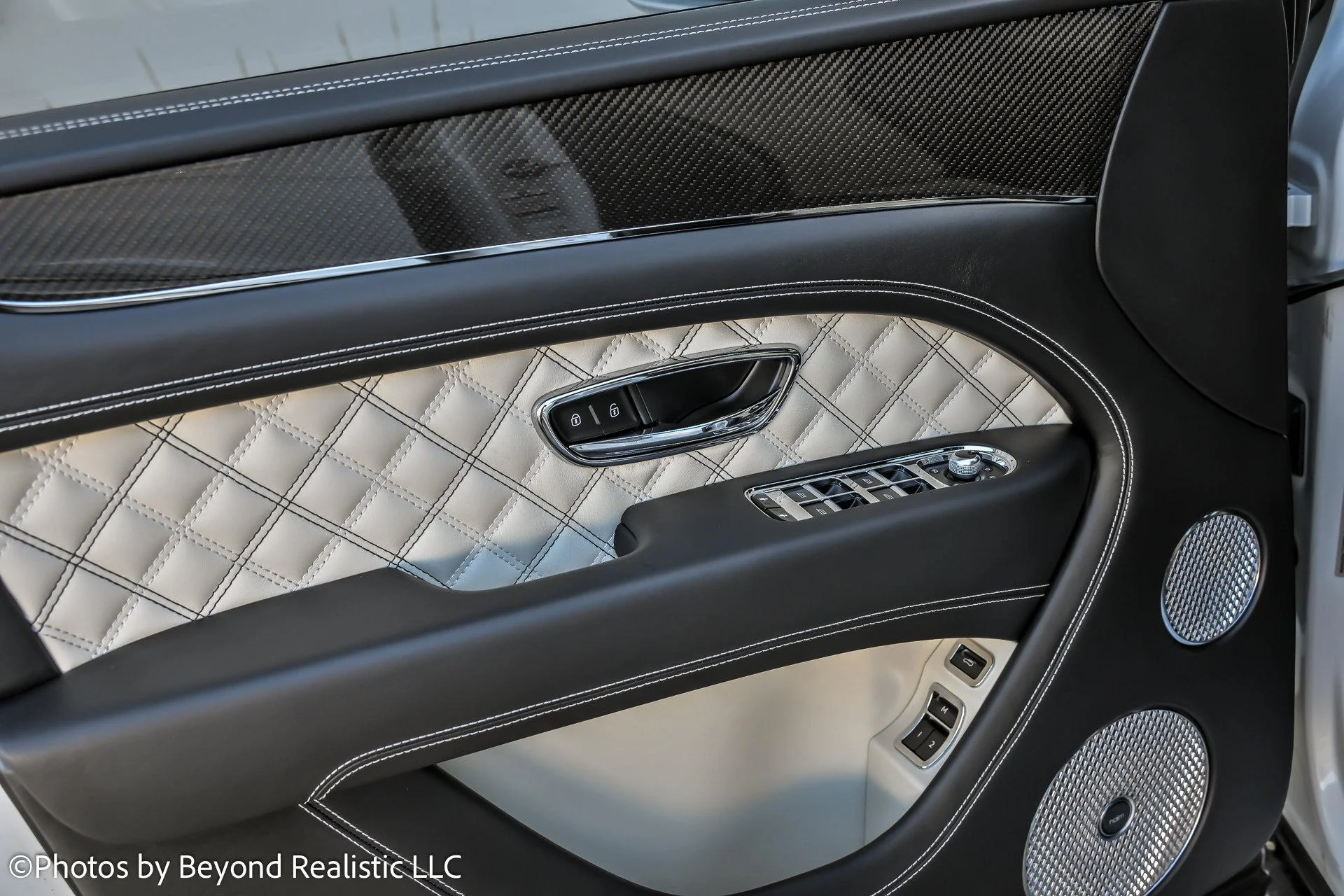 mph020_3486747116_Used_2021_Bentley_Bentayga_V8_First_Edition_1762852452_ab4733234a