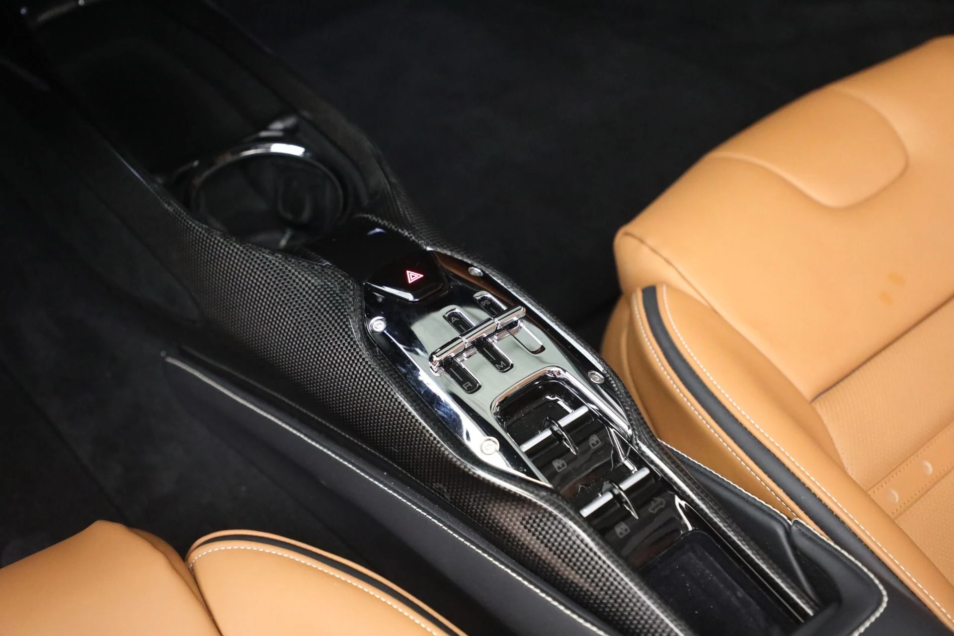 mph020_3487336169_Used_2024_Ferrari_SF_90_Spider_1791405464_fc4805783c