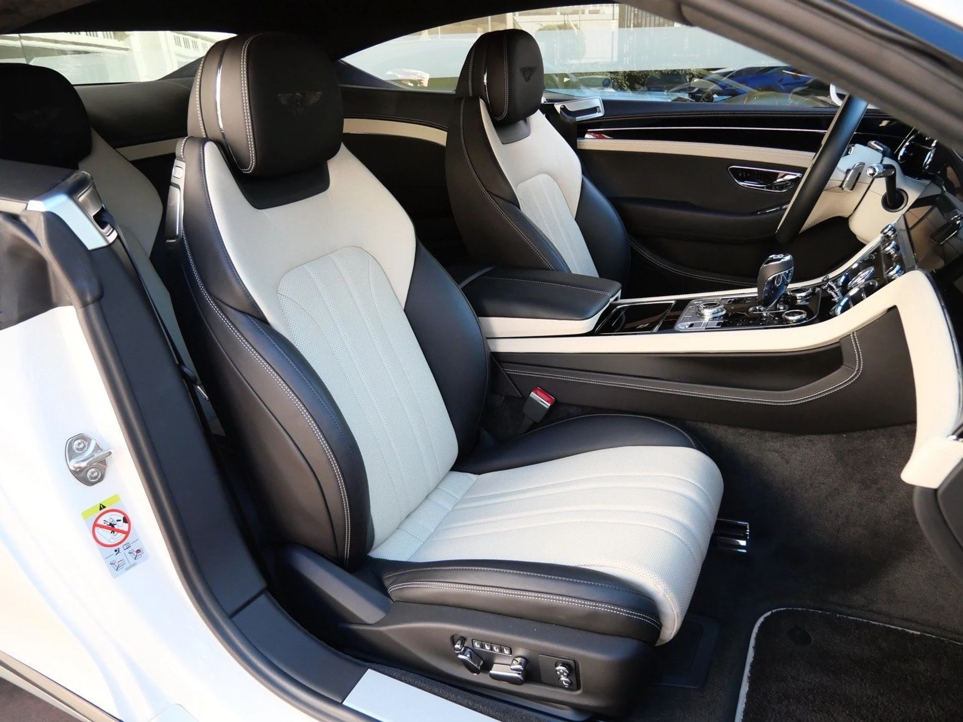 mph020_3487818405_afa9ac872769fc375e1ac08e3d4dbd4fx_26a6332e6d