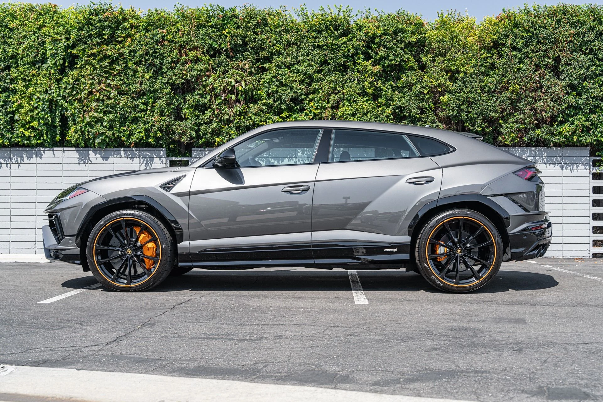 mph020_3490047680_Used_2024_Lamborghini_Urus_S_1755026176_ce2404db2c