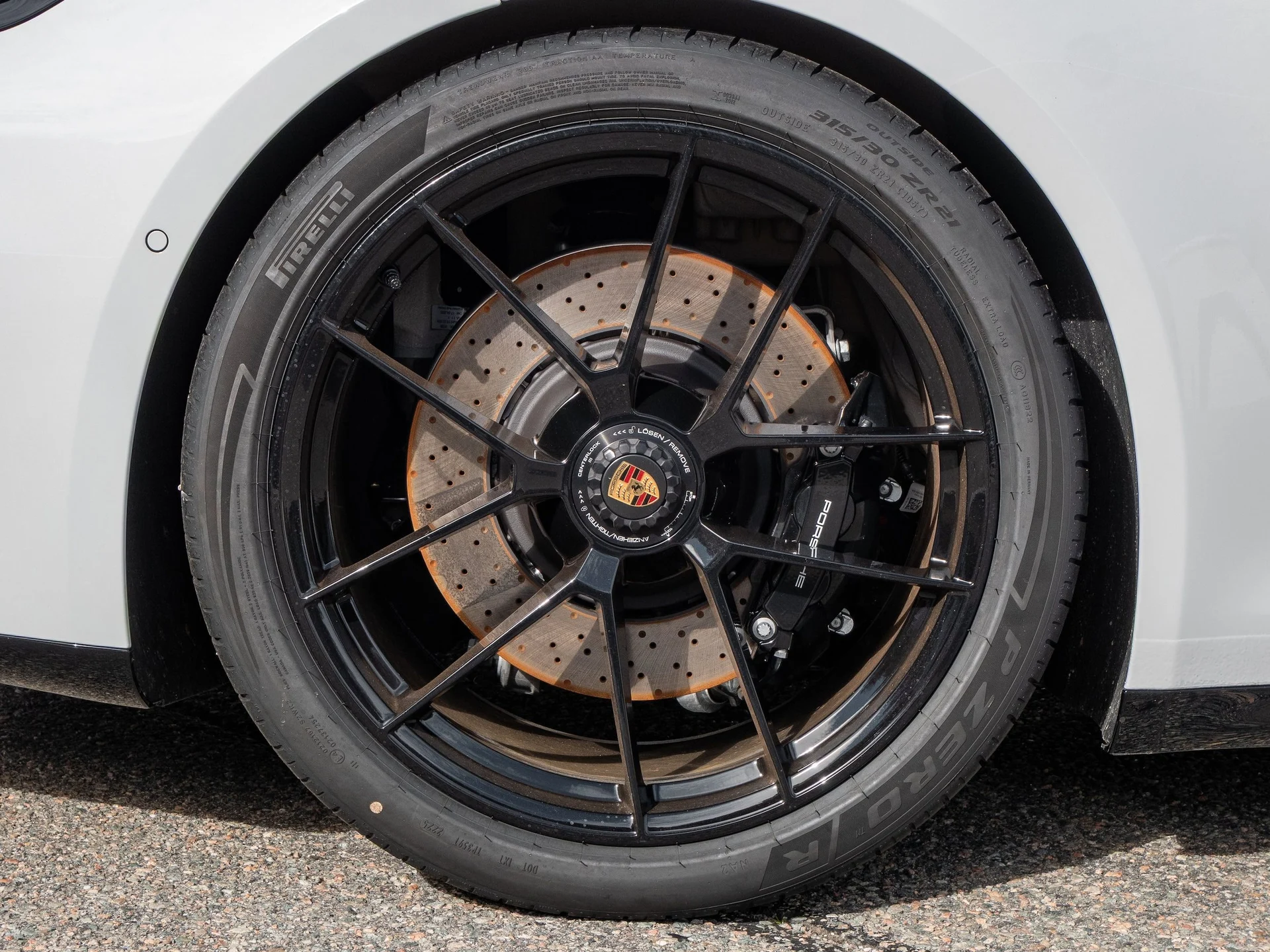 mph020_3493790398_e5d028bdb945465f00ed928cd1ce8563x_d9dc86742f