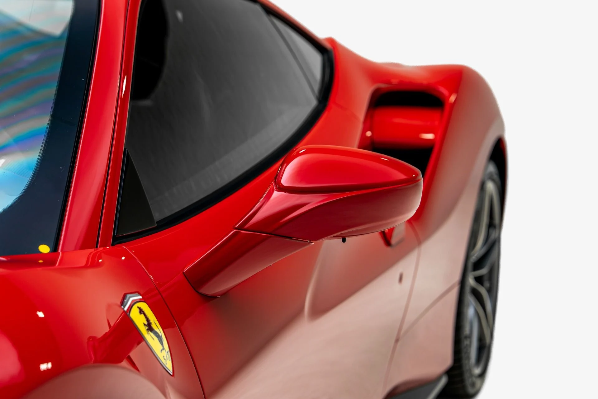 mph020_3496262801_Used_2018_Ferrari_488_GTB_1785446197_17c9a6079c