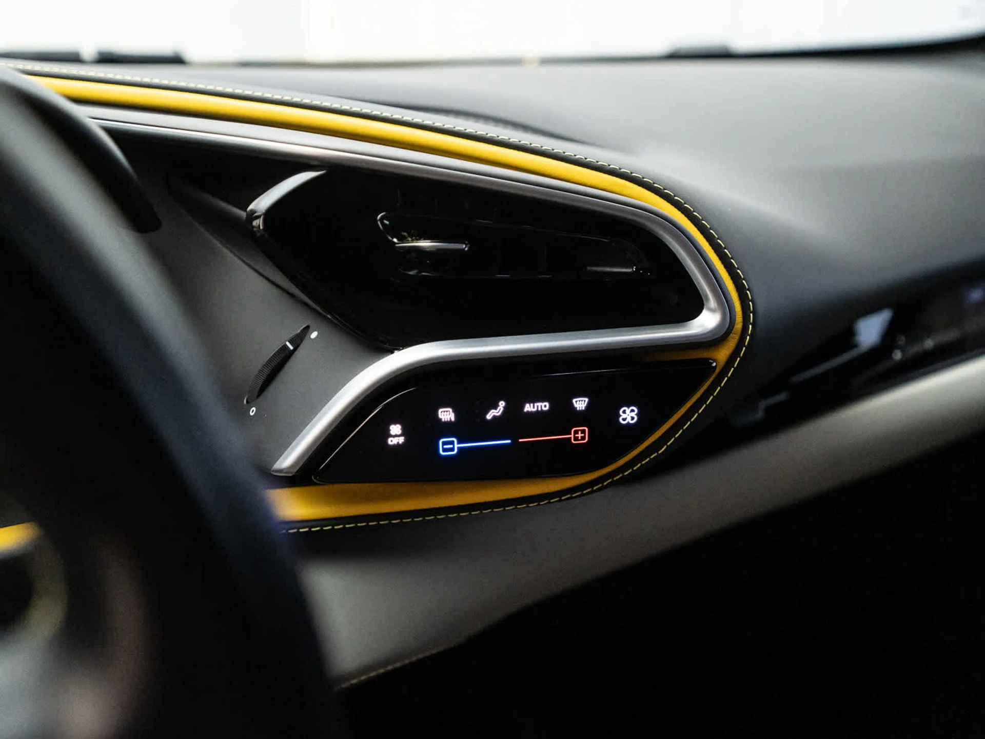 mph020_3496701087_582b806554959ea39b80eb6baad04fafx_488c2290b3