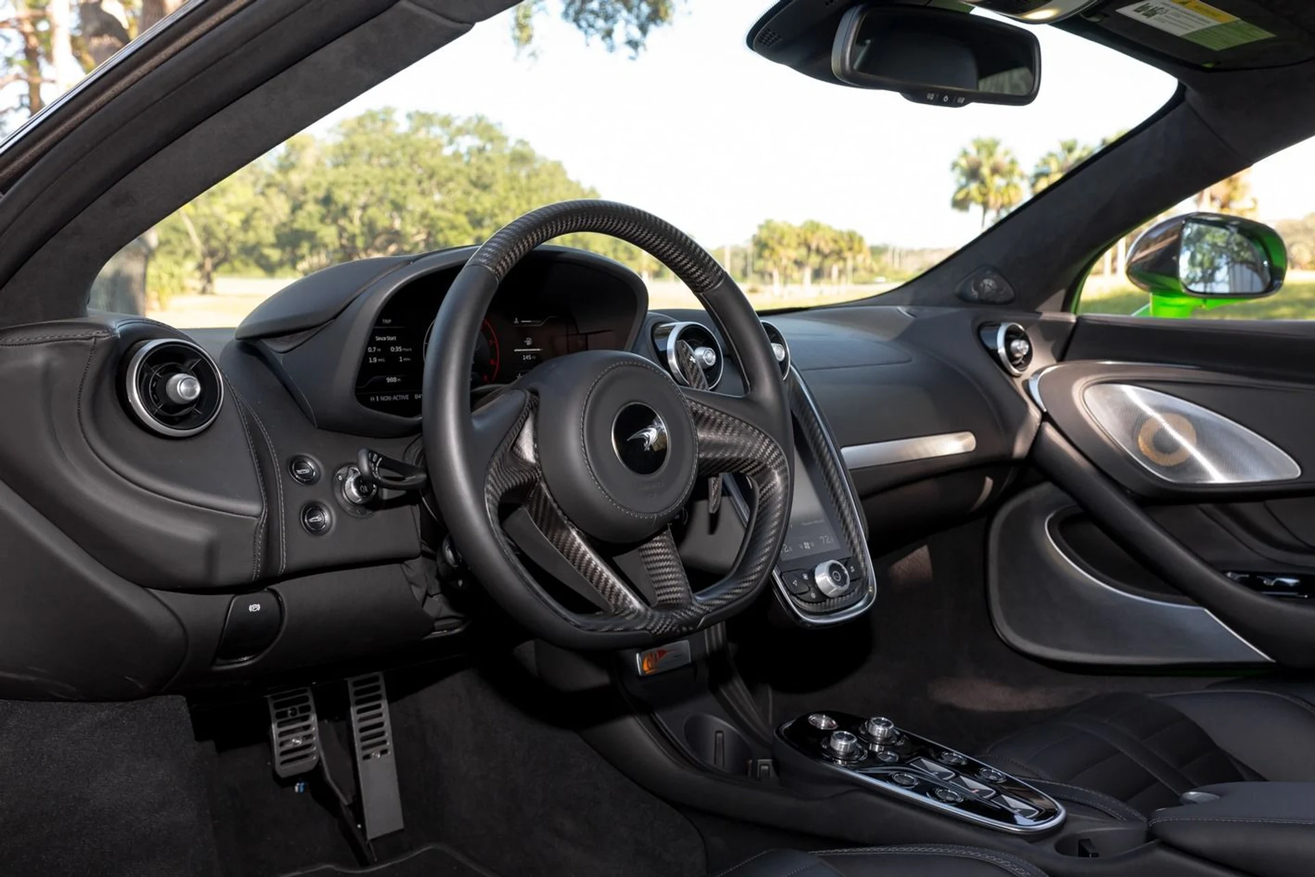 mph020_3497965746_466_p21_l_54fac8a07a