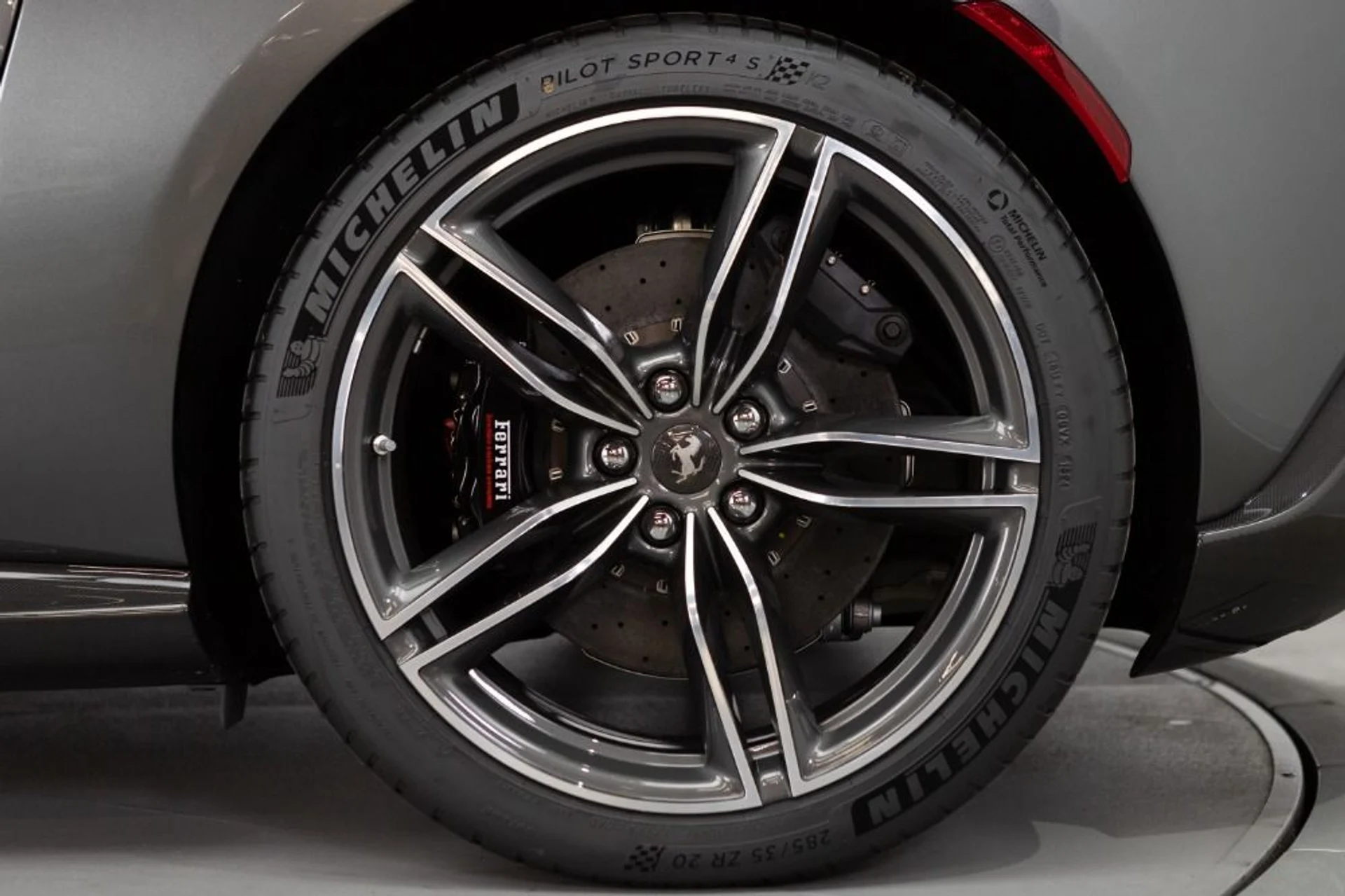 mph020_3498301654_Used_2024_Ferrari_Roma_Spider_23c8b9fe4c