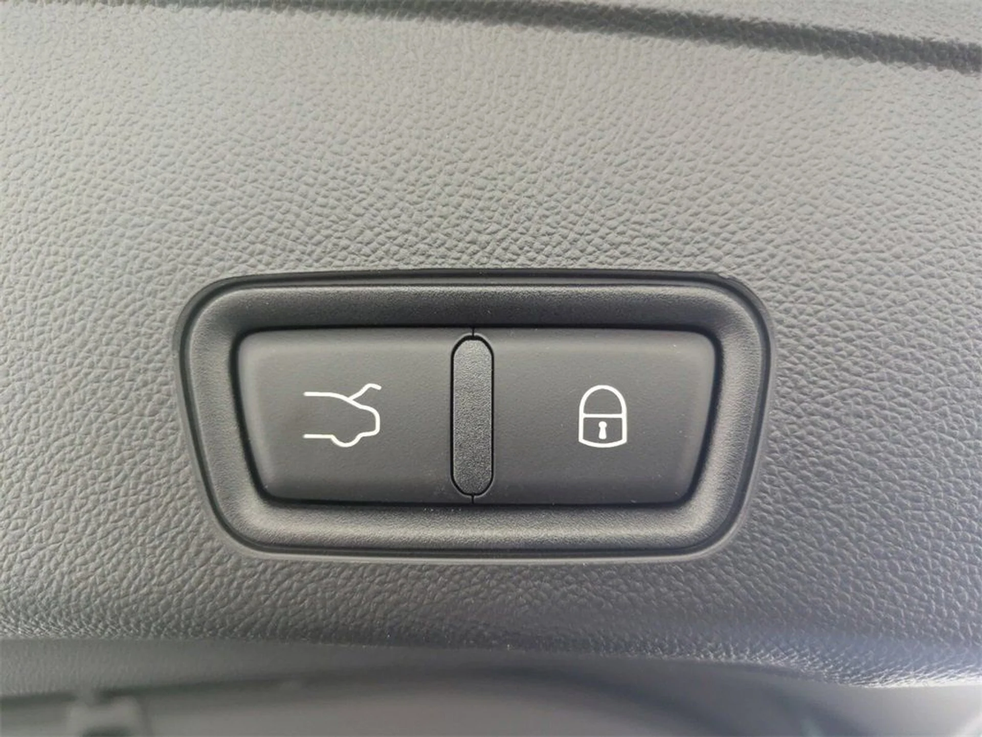 mph020_3500061459_86422f6b7e9ddceec75cc818bbe15ea4_a01863ef2c