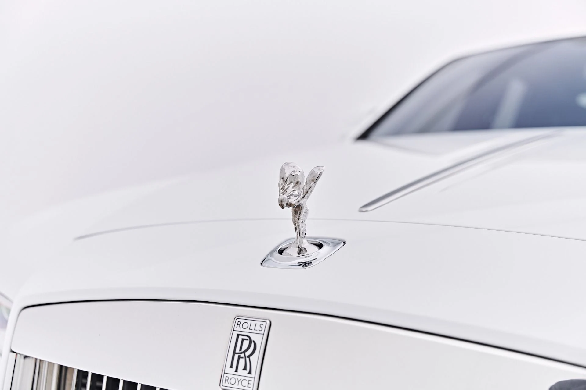 mph020_3505096095_Used_2018_Rolls_Royce_Ghost_Base_1787073531_1bc492ee4a