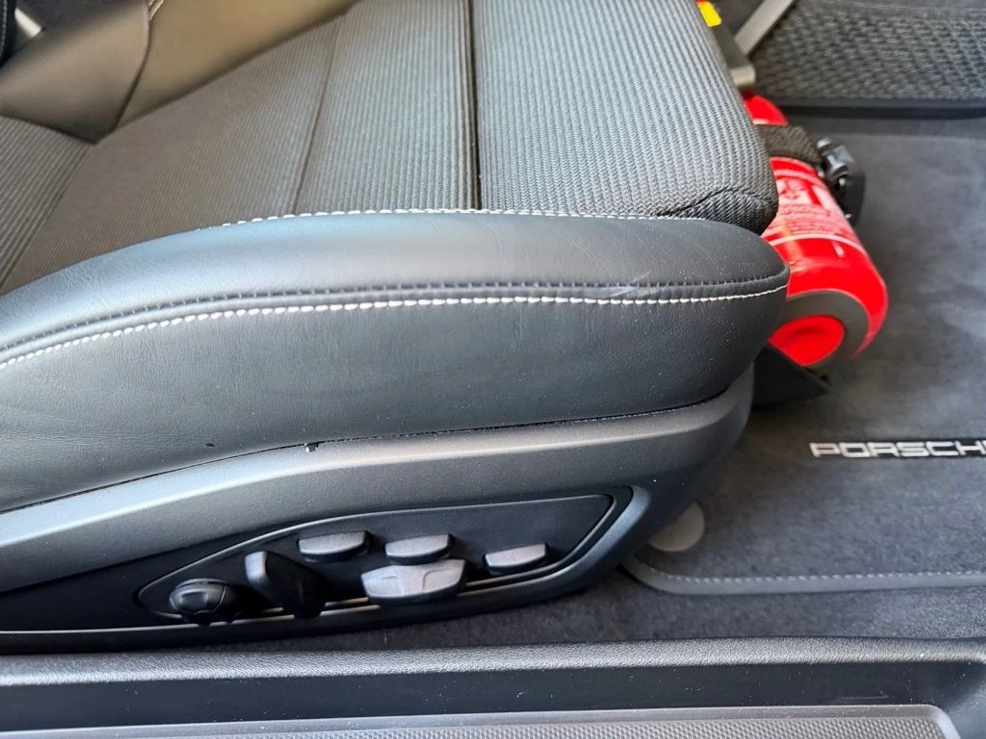 mph020_3506732764_e5f0058455f9a138ed648d6fb22ca1bcx_6f2edbc230