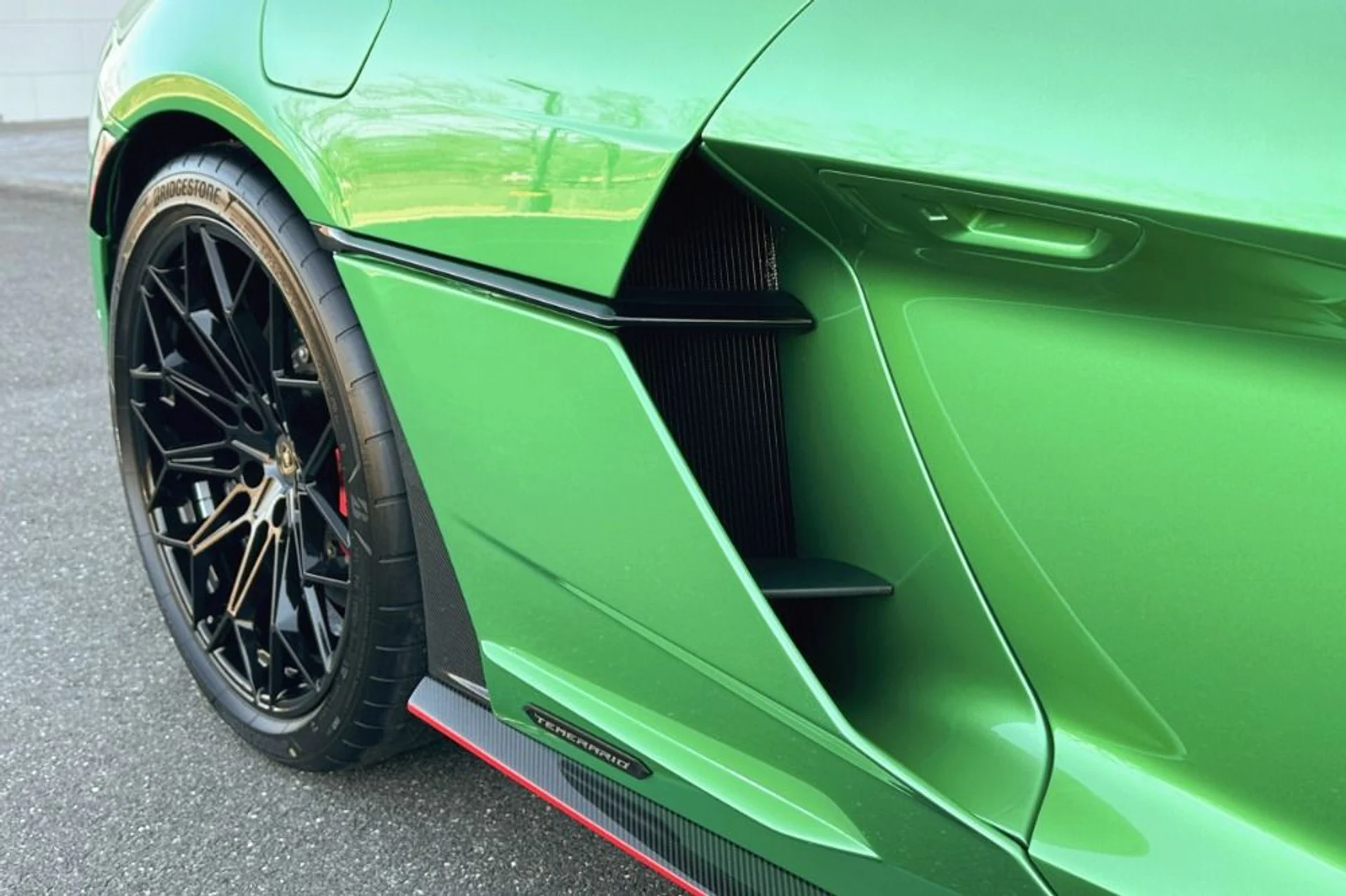 mph020_3510158443_New_2026_Lamborghini_Temerario_Alleggerita_1766488898_a9844cf5fc