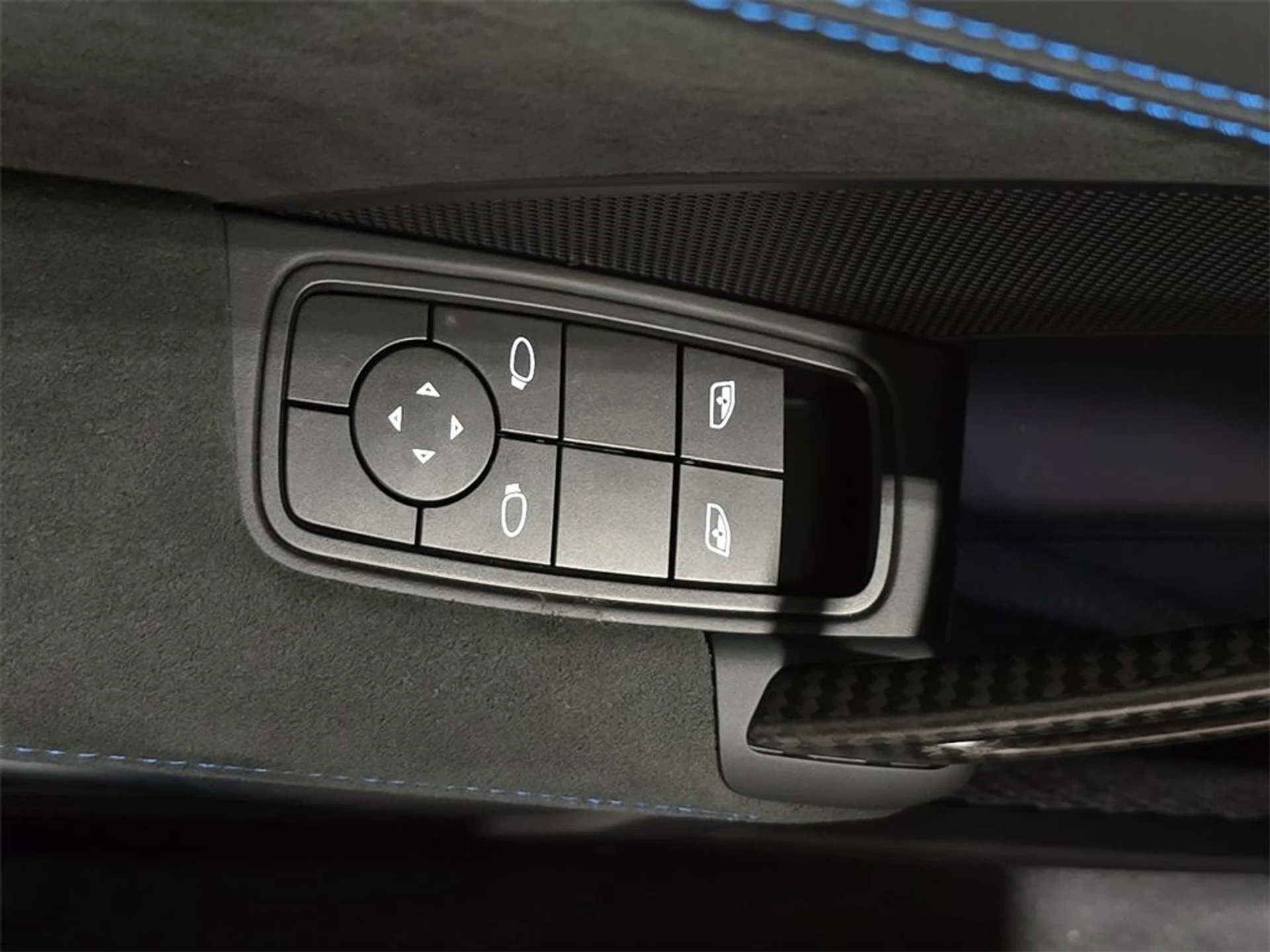 mph020_3522967720_6189eccacafd8bfb3388ae43e4a98caf_cfd64de7c8