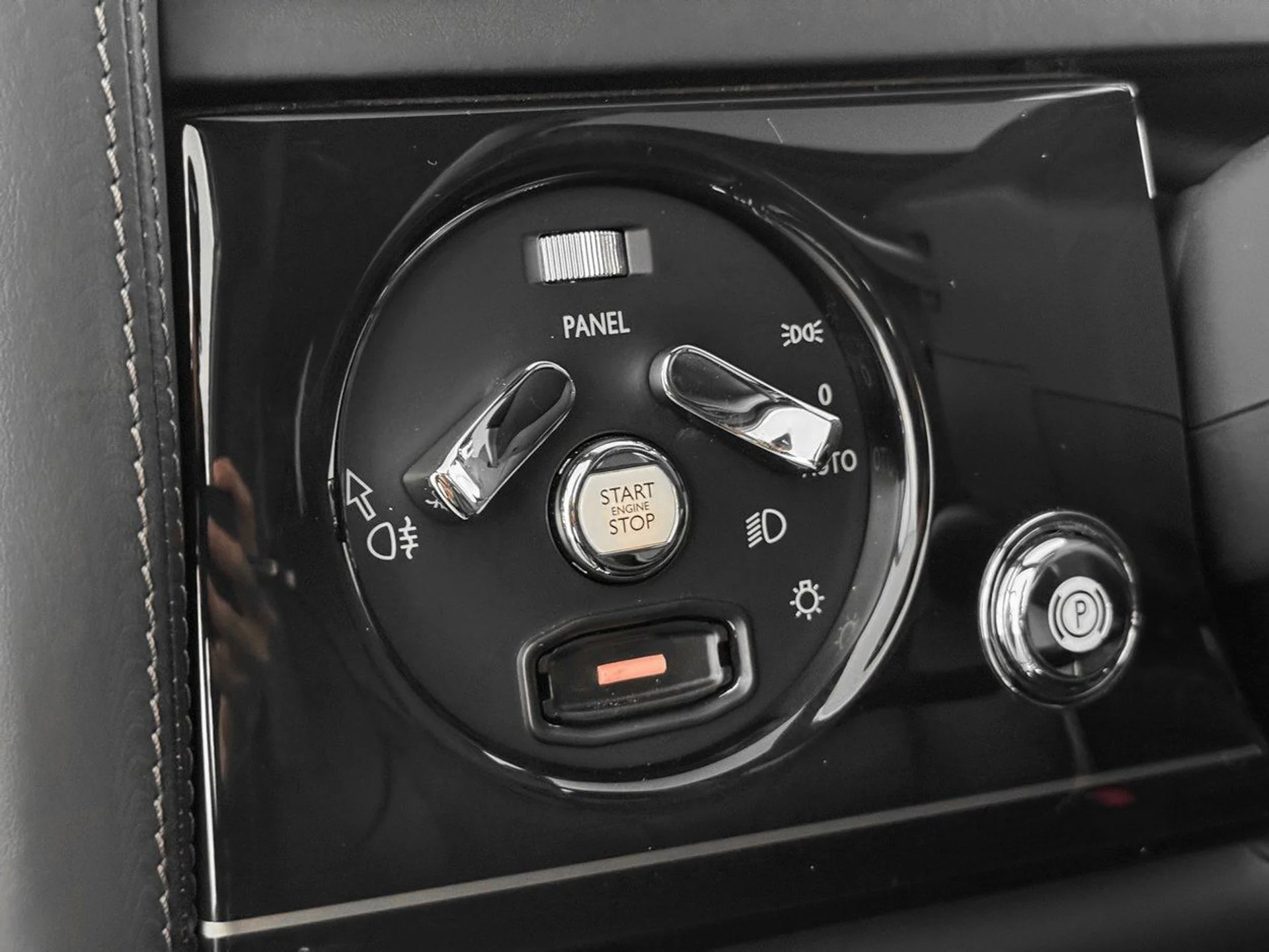 mph020_3526217068_852a9f09e7bf7132f87efe5a9f377814x_505f7e2b3f